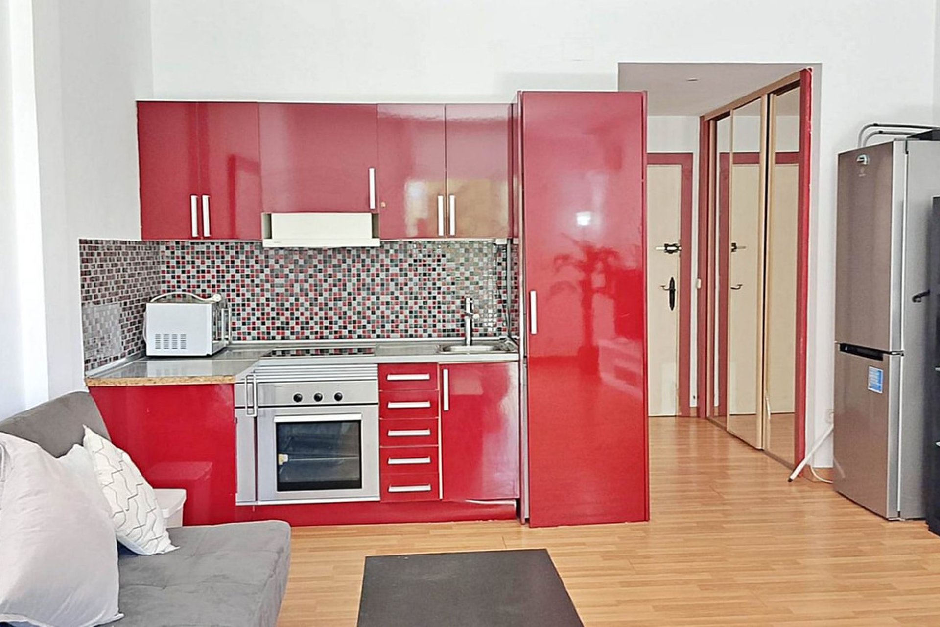 Resale - Apartment - Middle Floor Apartment - Marbella - Puerto Banús