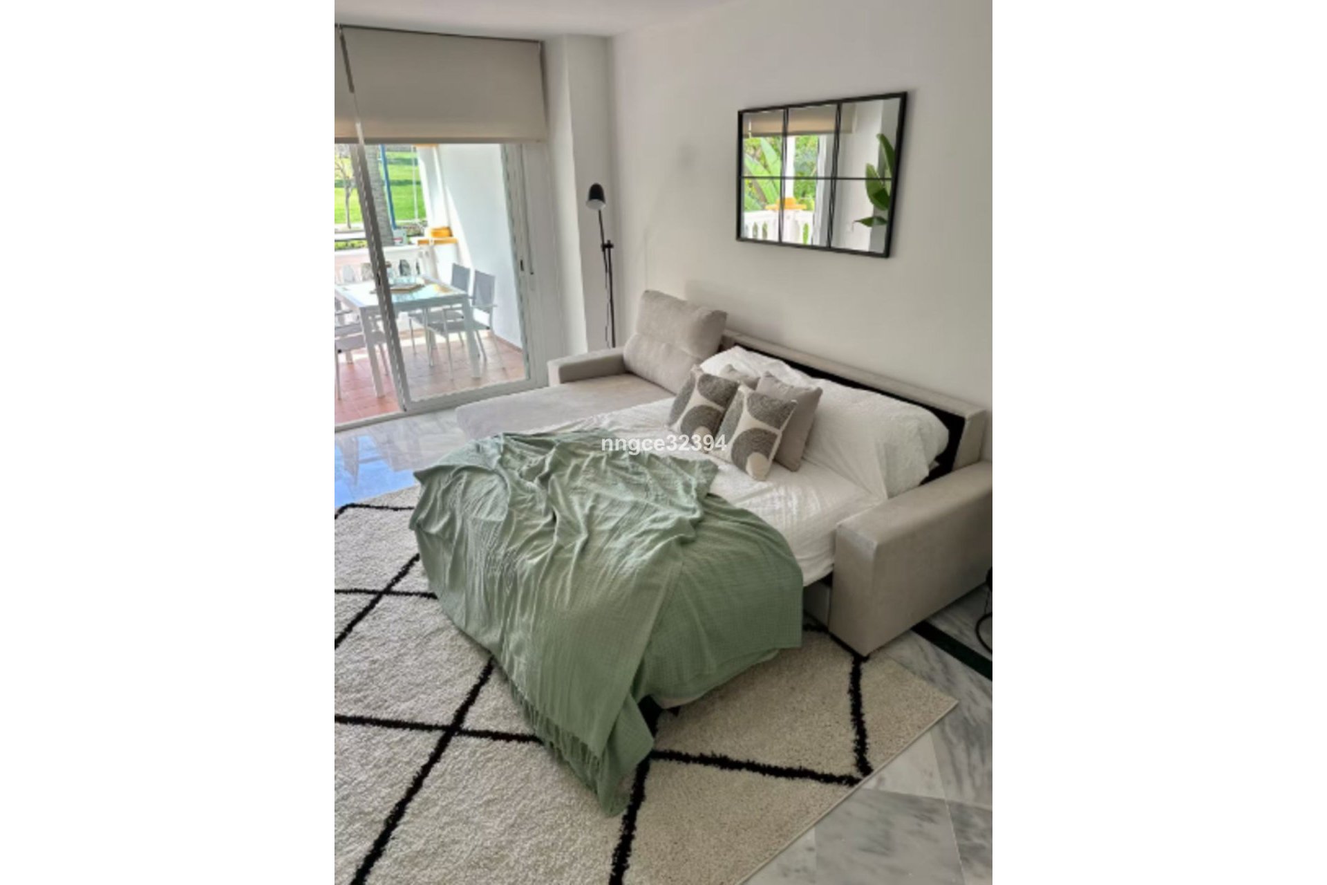 Resale - Apartment - Middle Floor Apartment - Marbella - Puerto Banús