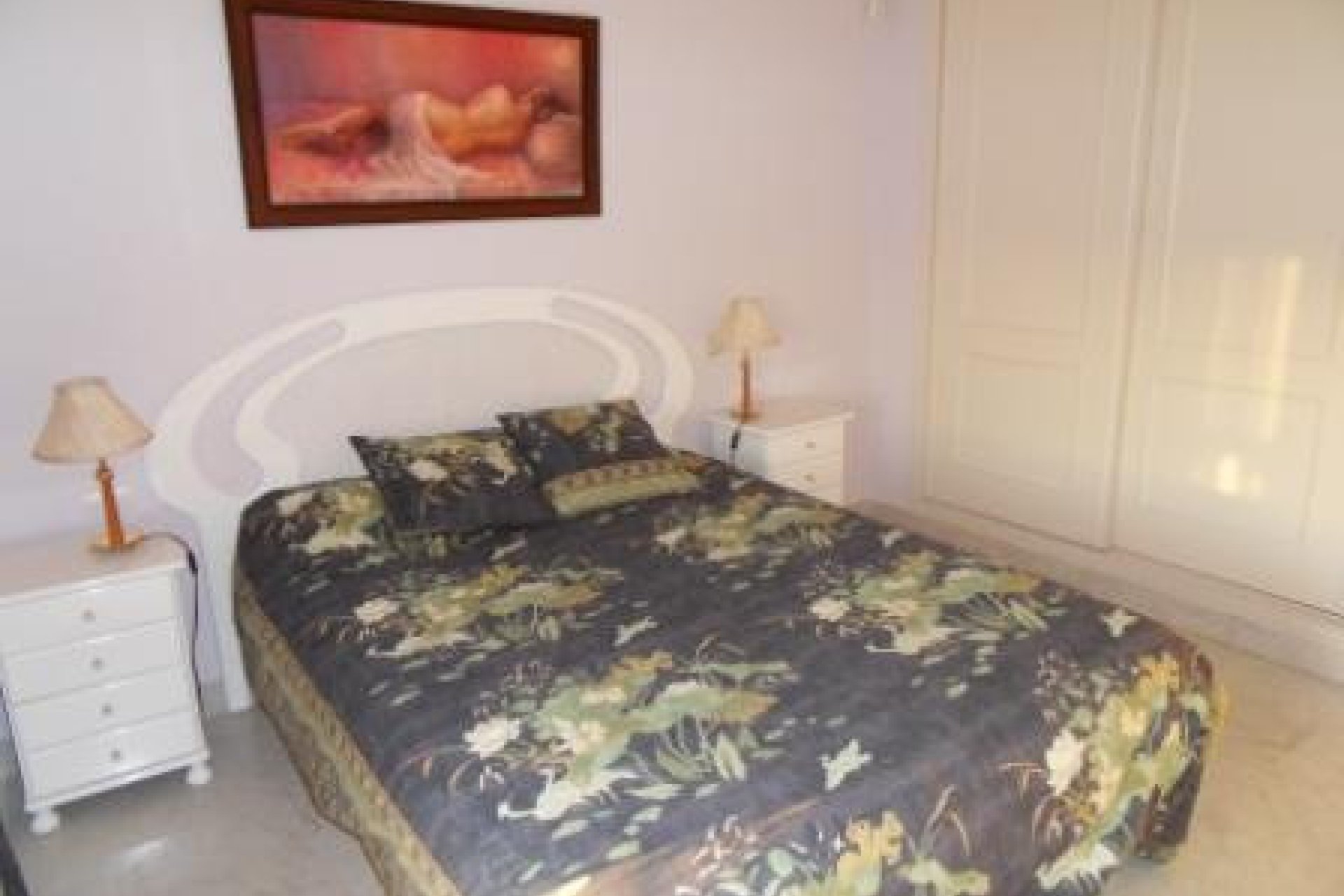 Resale - Apartment - Middle Floor Apartment - Marbella - Puerto Banús