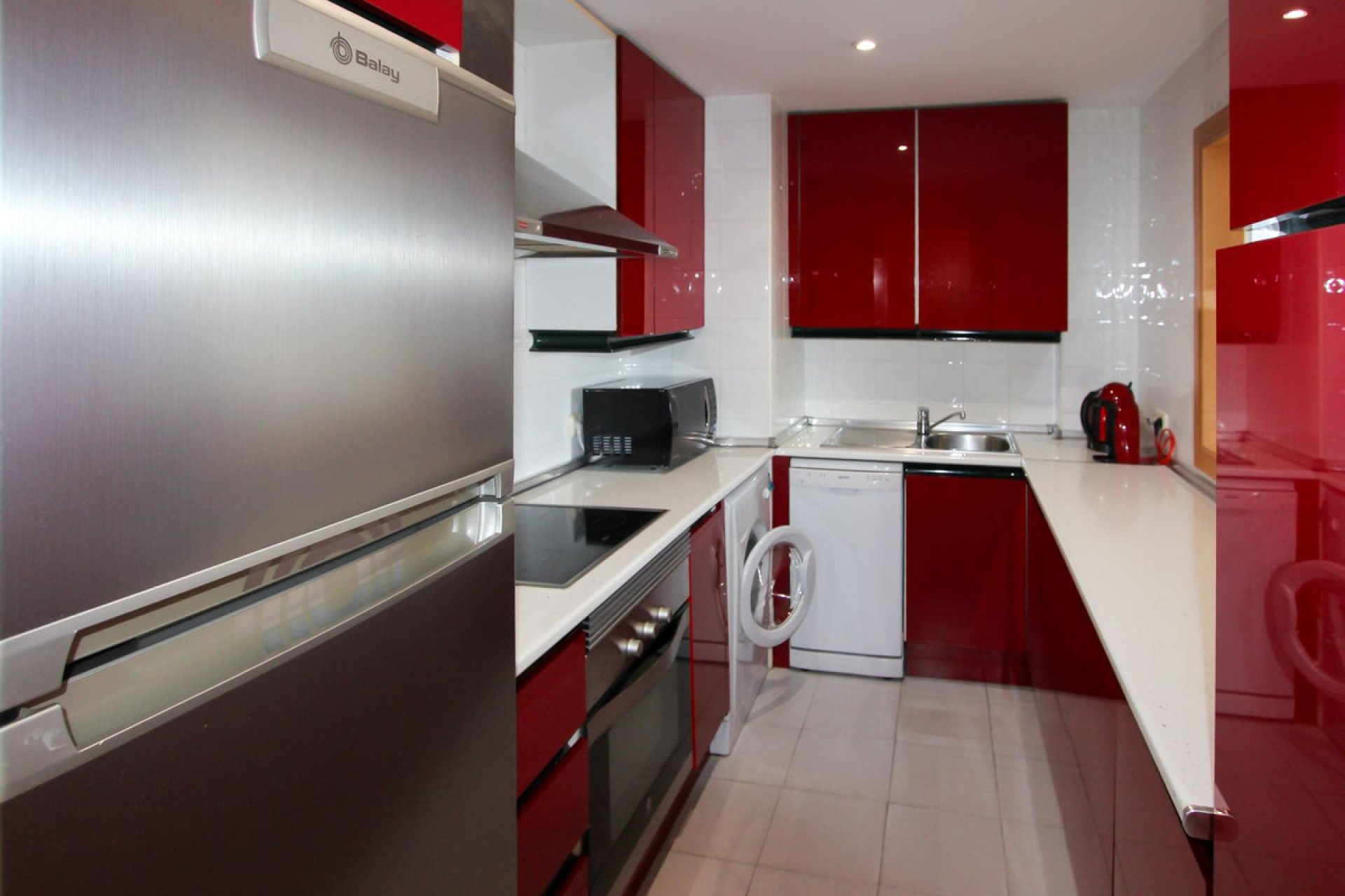 Resale - Apartment - Middle Floor Apartment - Marbella - Puerto Banús