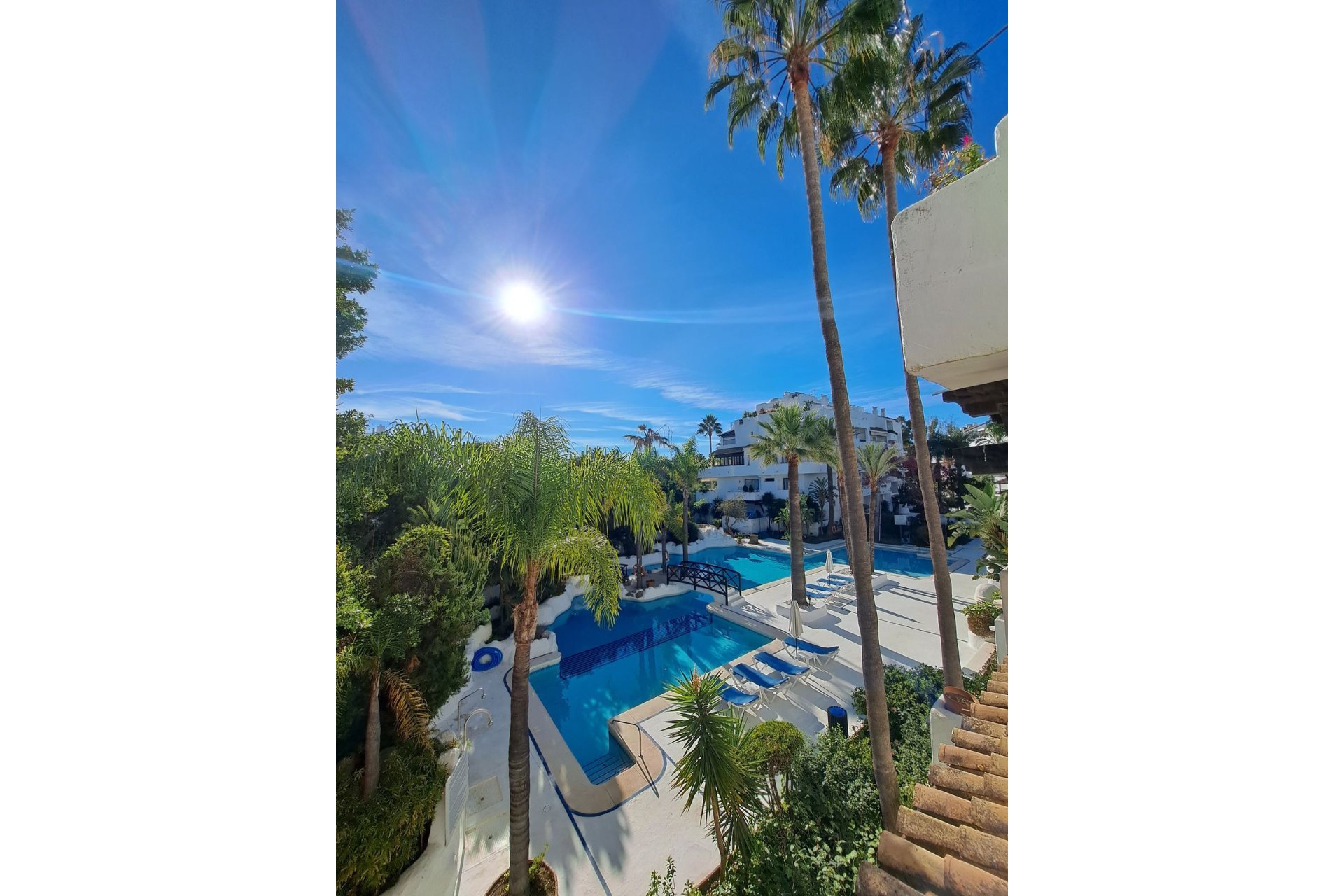 Resale - Apartment - Middle Floor Apartment - Marbella - Puerto Banús