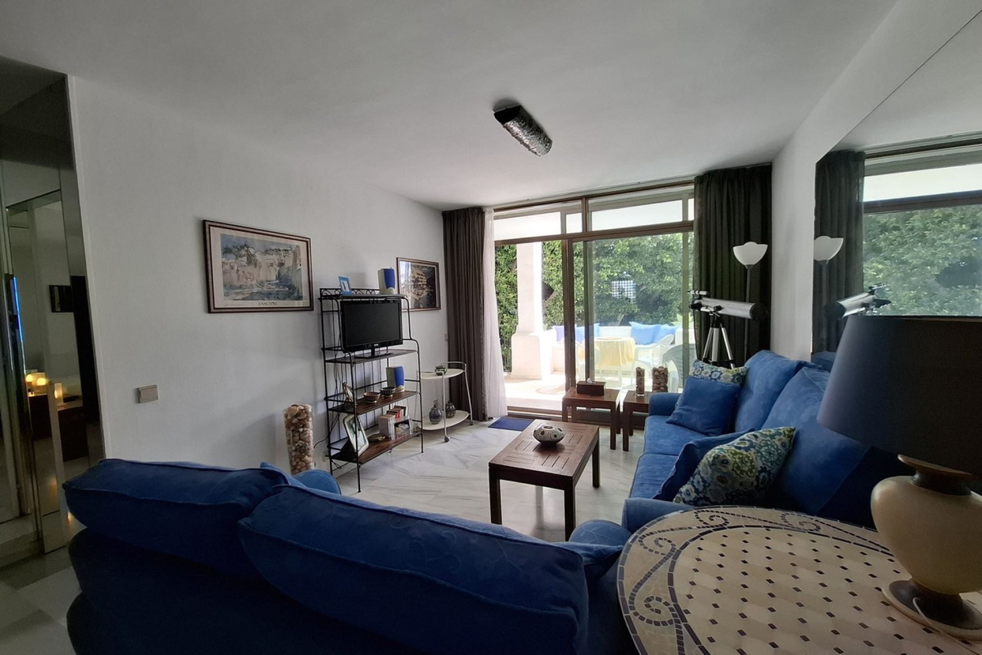 Resale - Apartment - Middle Floor Apartment - Marbella - Puerto Banús