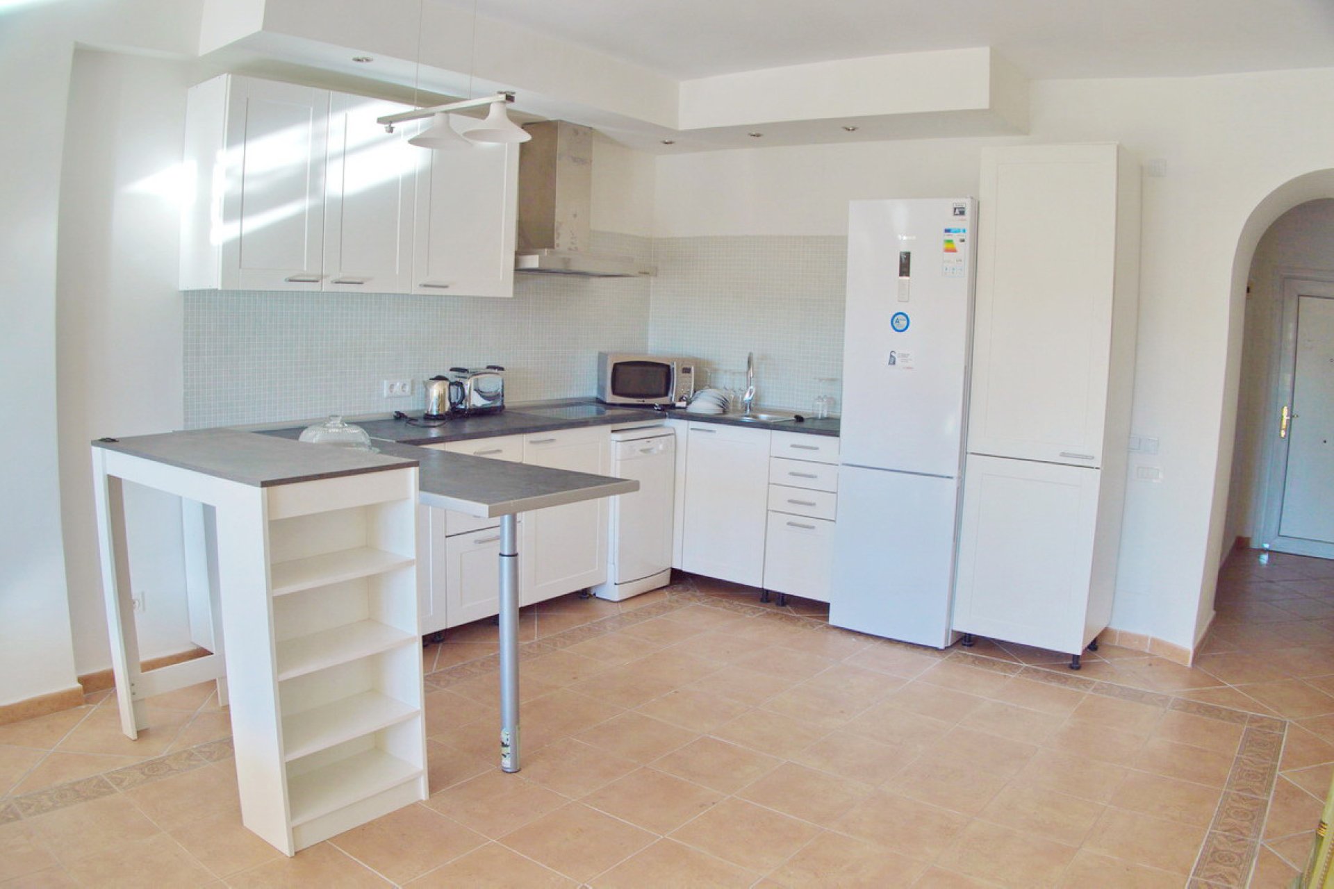 Resale - Apartment - Middle Floor Apartment - Marbella - Puerto Banús