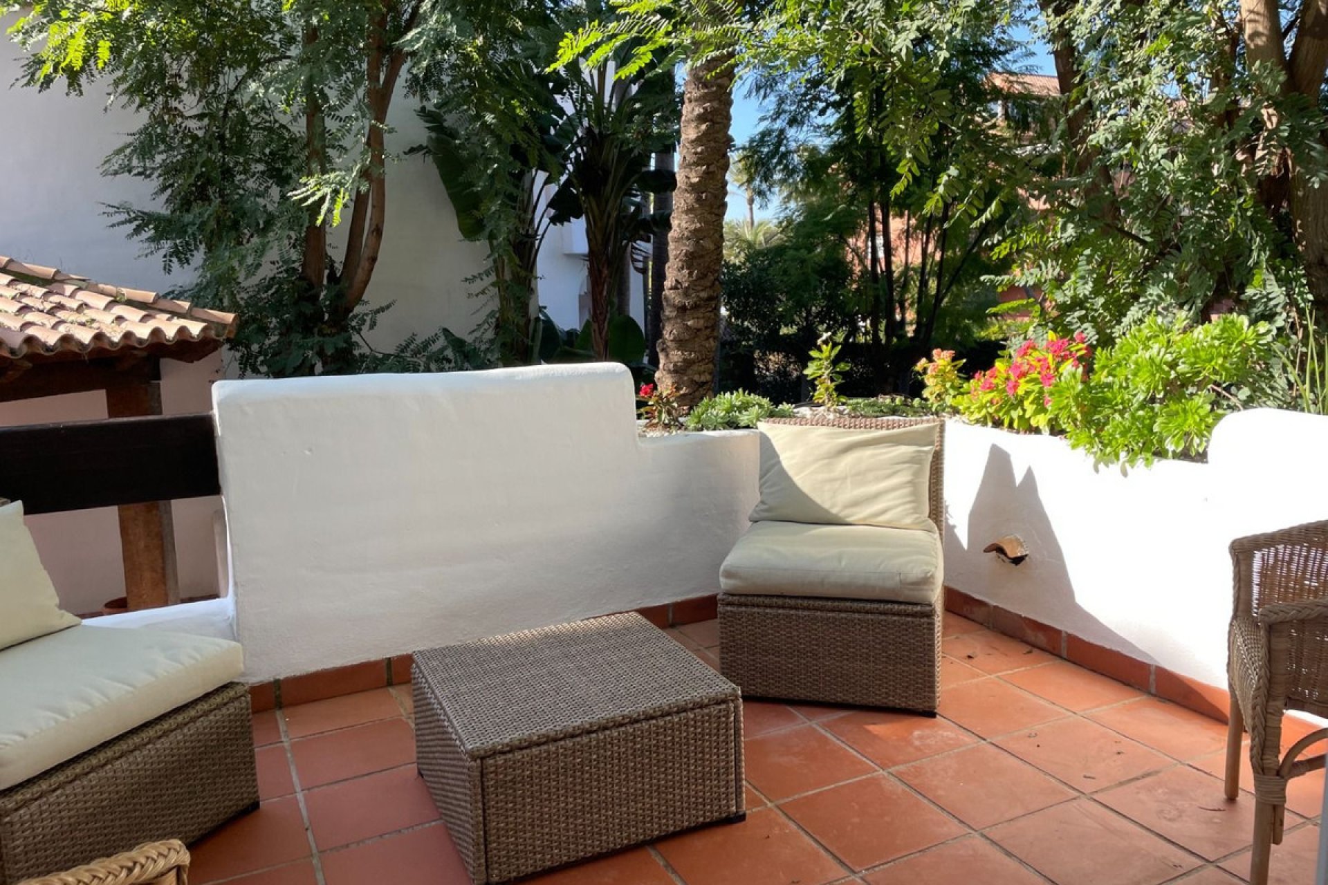 Resale - Apartment - Middle Floor Apartment - Marbella - Puerto Banús