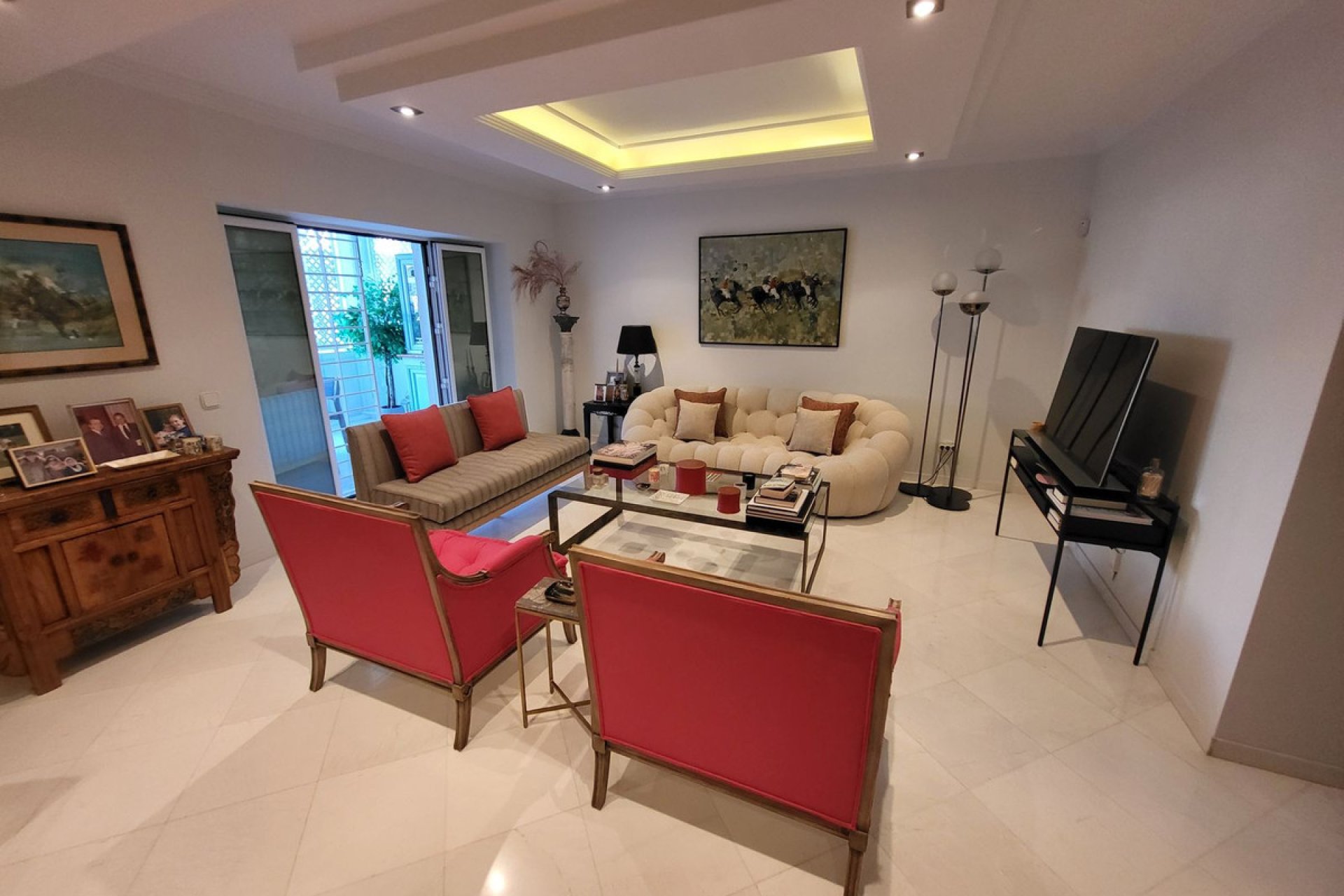 Resale - Apartment - Middle Floor Apartment - Marbella - Puerto Banús