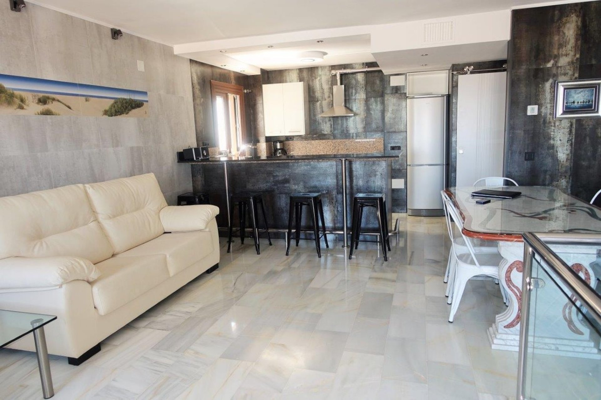 Resale - Apartment - Middle Floor Apartment - Marbella - Puerto Banús