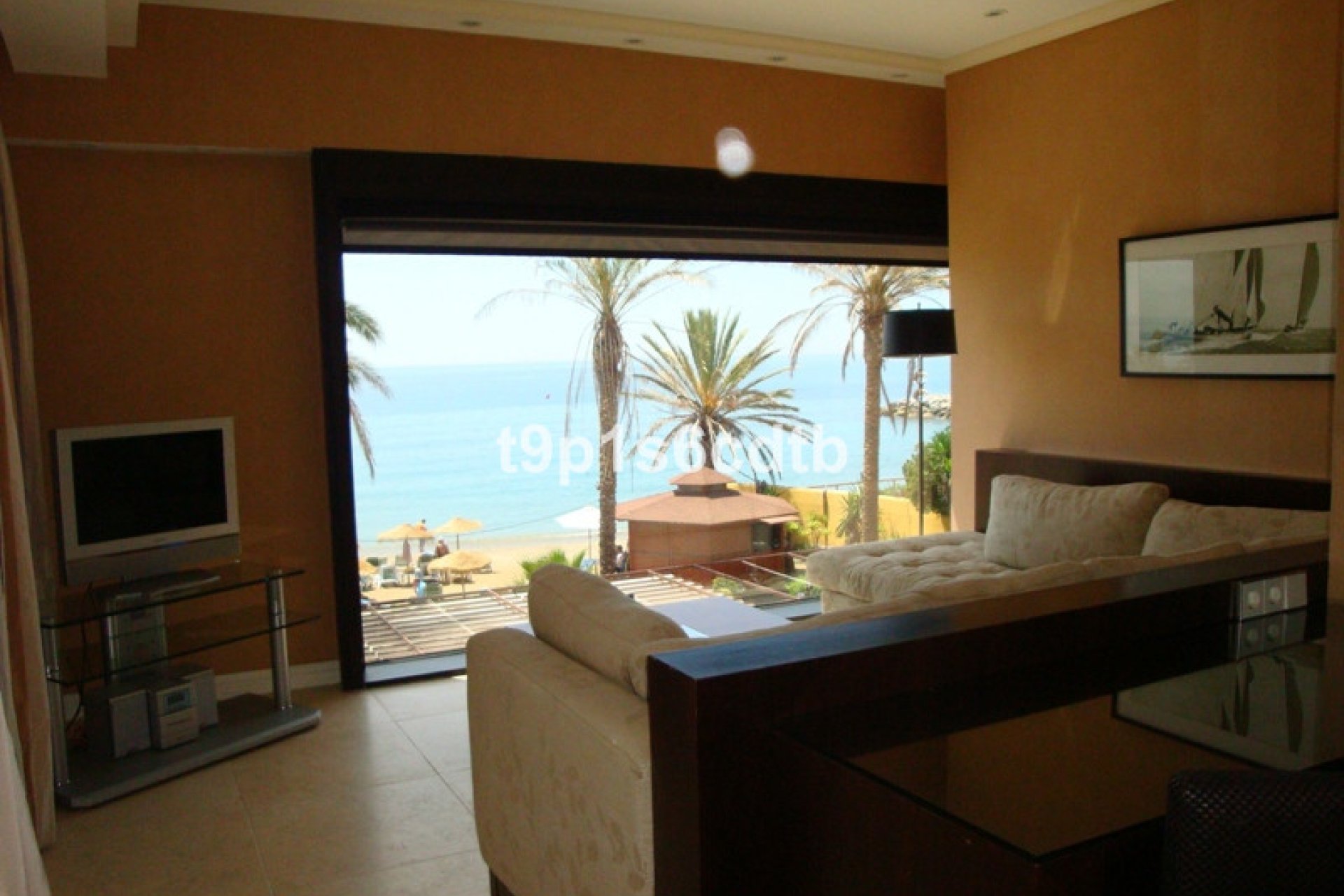 Resale - Apartment - Middle Floor Apartment - Marbella - Puerto Banús