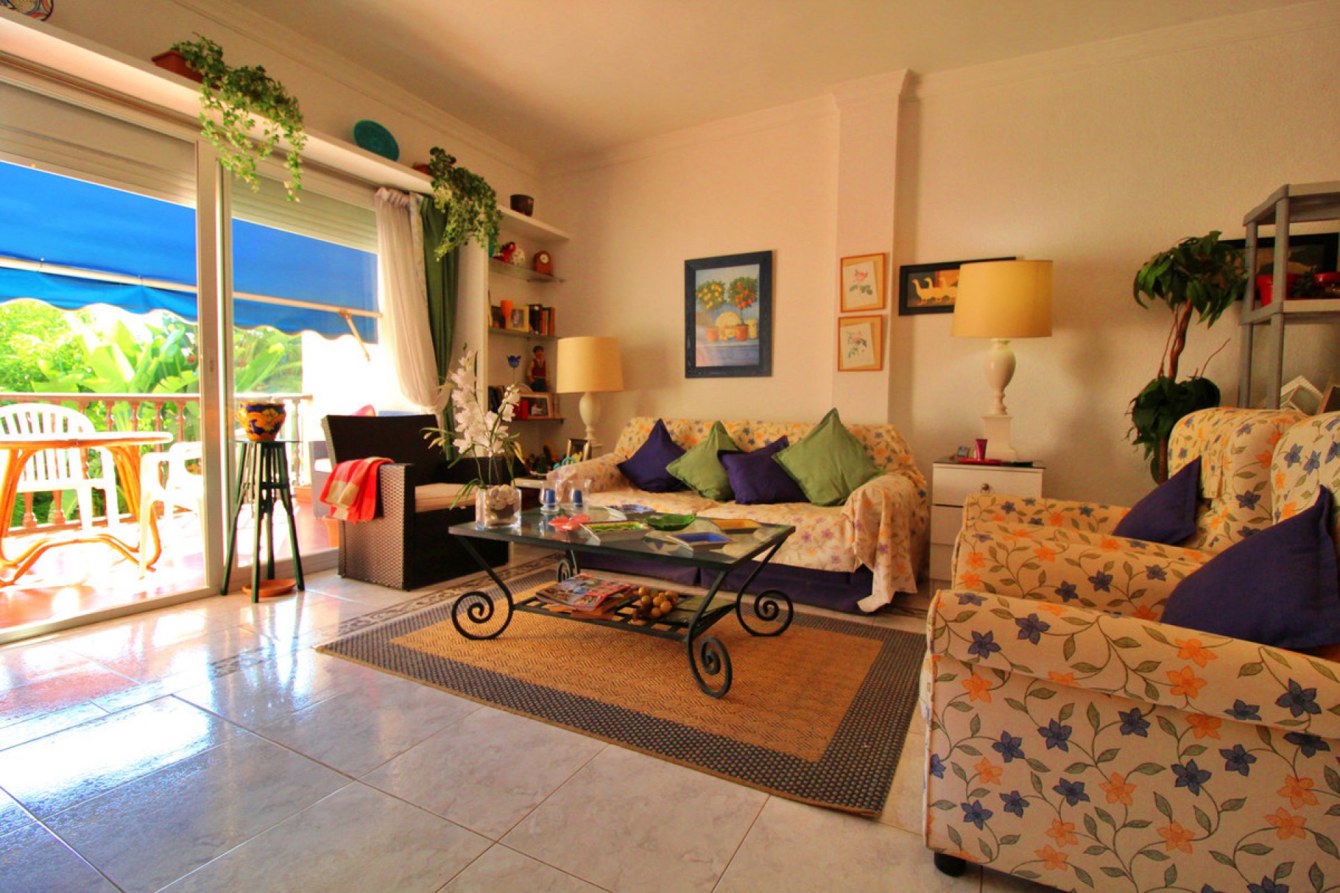 Resale - Apartment - Middle Floor Apartment - Marbella - Puerto Banús