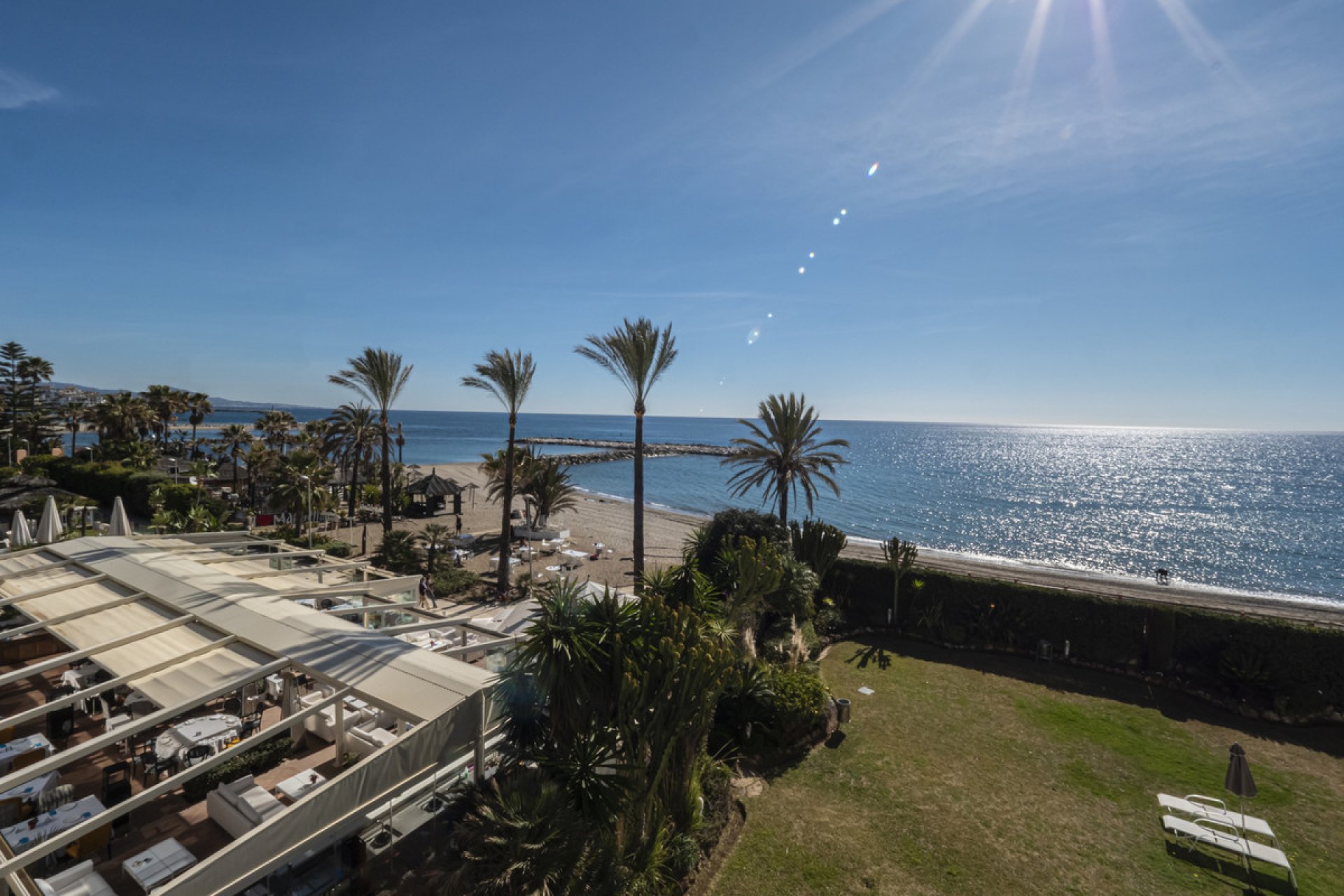 Resale - Apartment - Middle Floor Apartment - Marbella - Puerto Banús