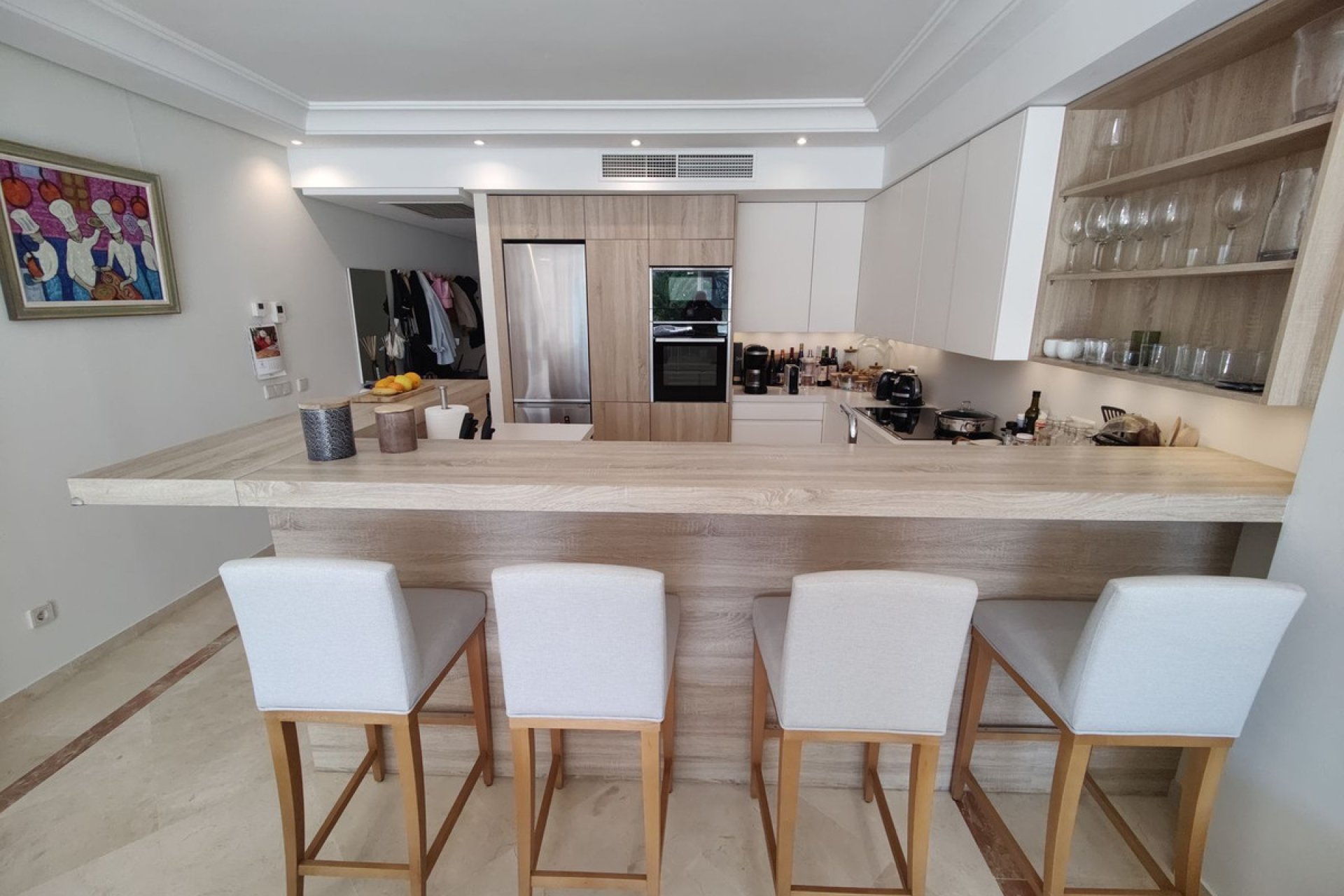 Resale - Apartment - Middle Floor Apartment - Marbella - Puerto Banús