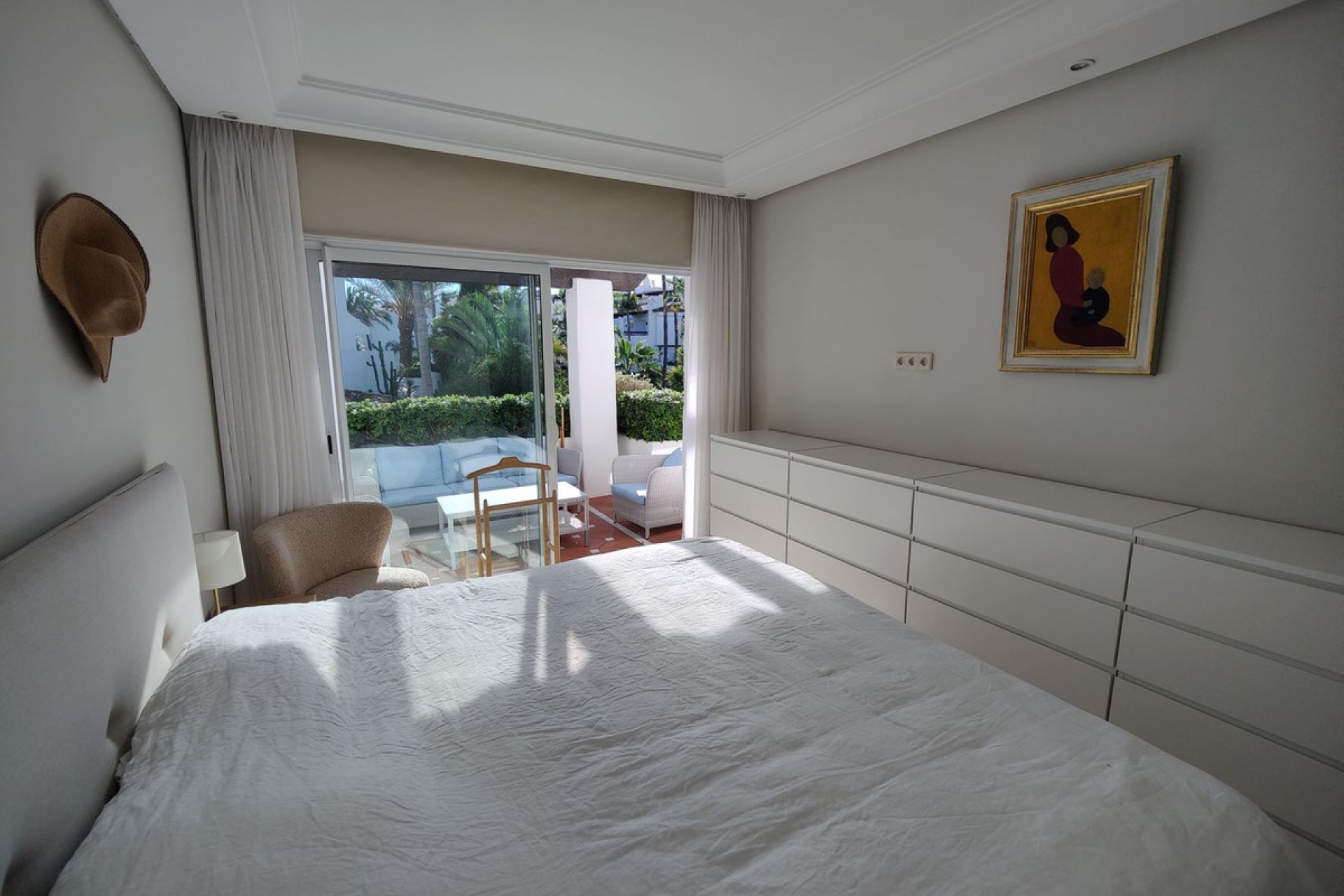 Resale - Apartment - Middle Floor Apartment - Marbella - Puerto Banús