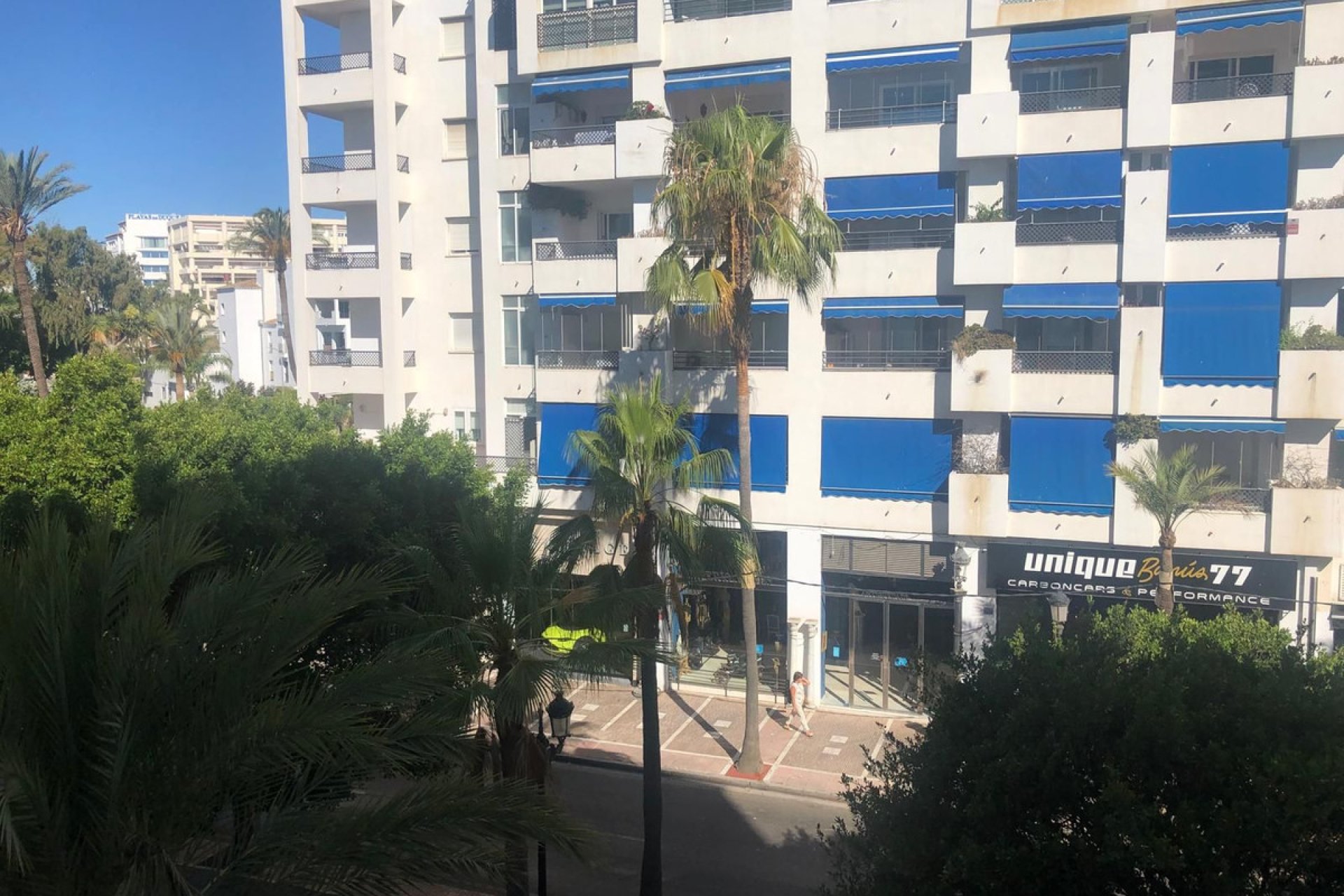 Resale - Apartment - Middle Floor Apartment - Marbella - Puerto Banús