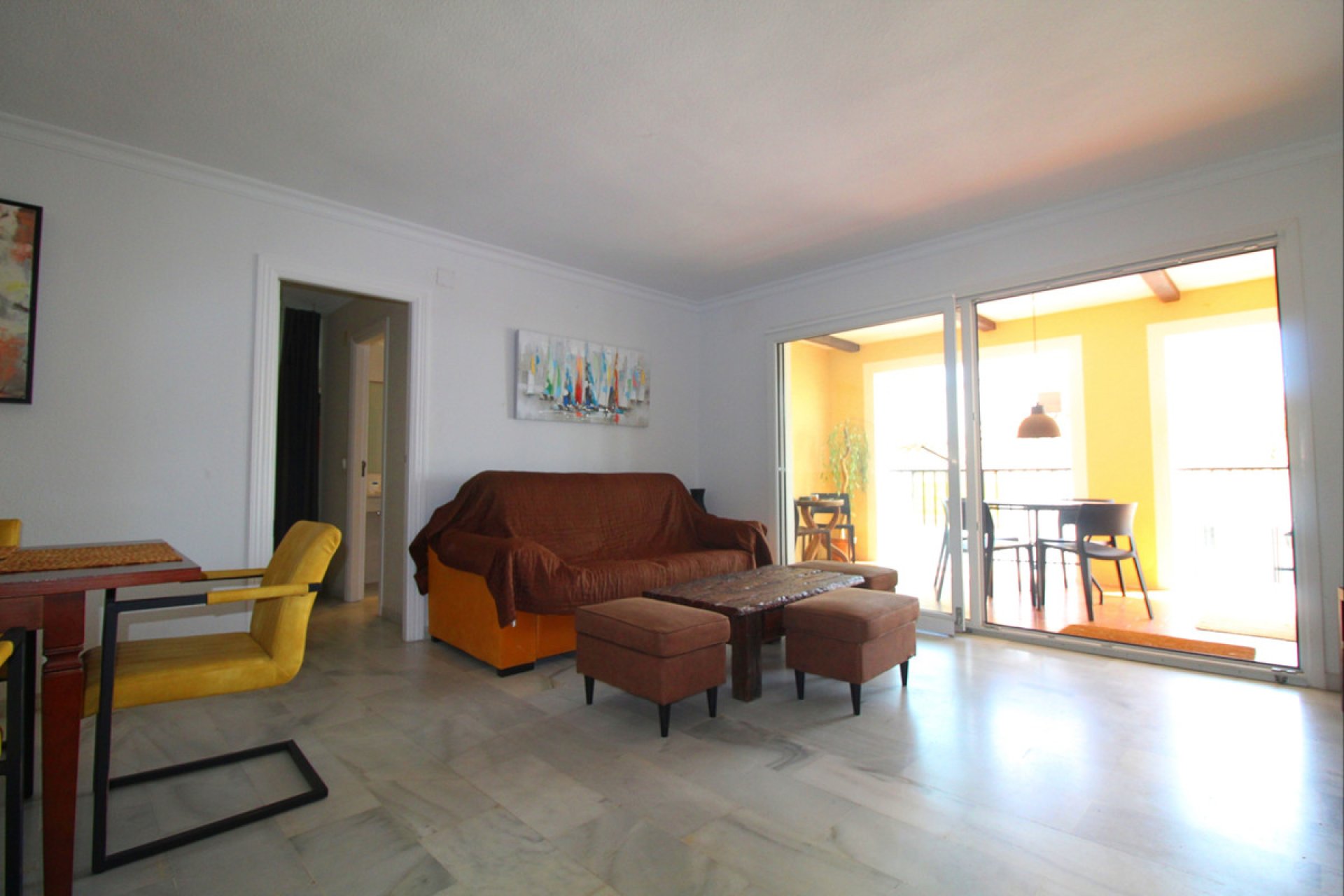 Resale - Apartment - Middle Floor Apartment - Marbella - Puerto Banús