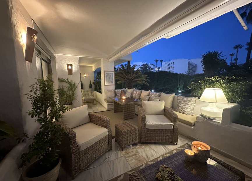 Resale - Apartment - Middle Floor Apartment - Marbella - Puerto Banús