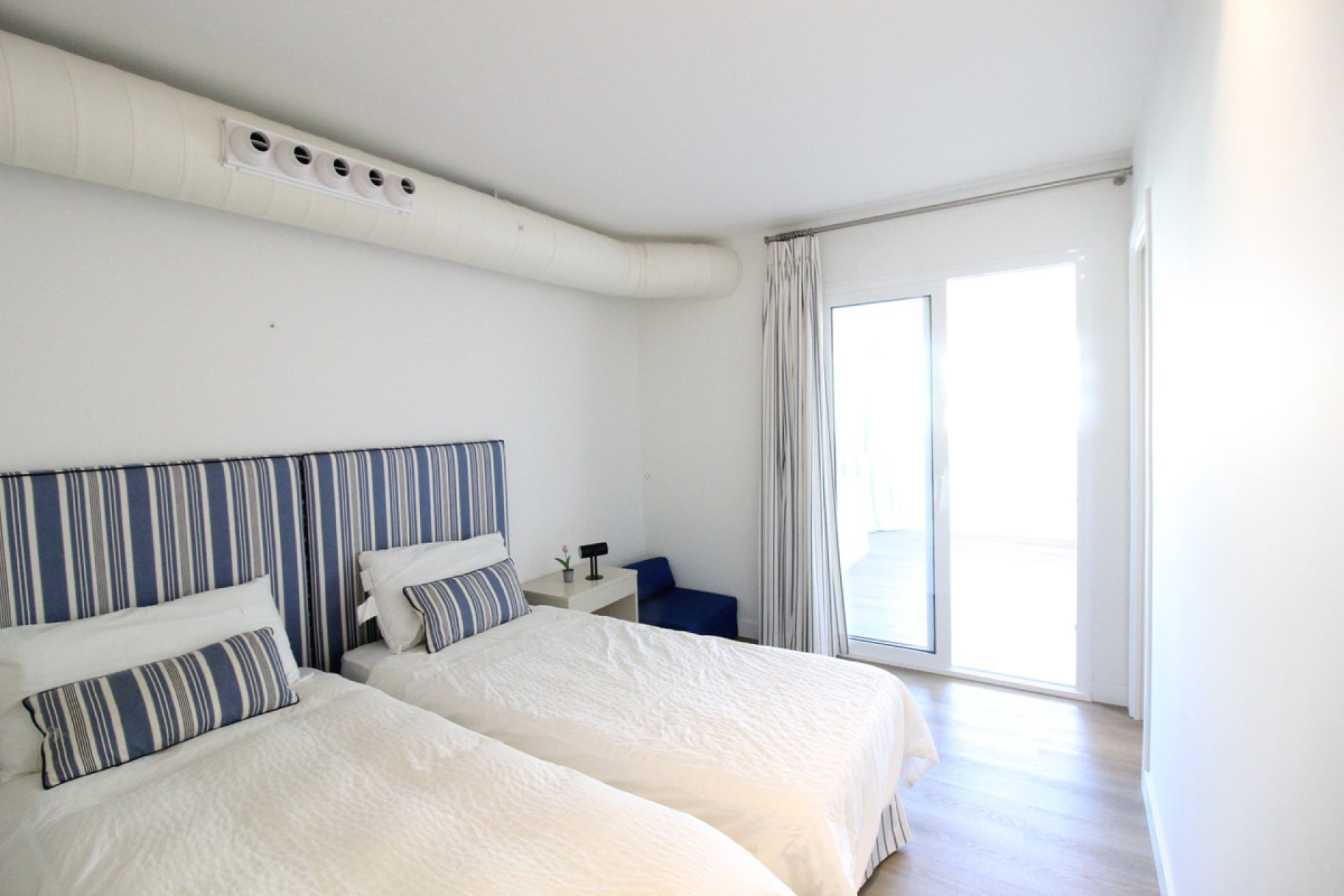 Resale - Apartment - Middle Floor Apartment - Marbella - Puerto Banús