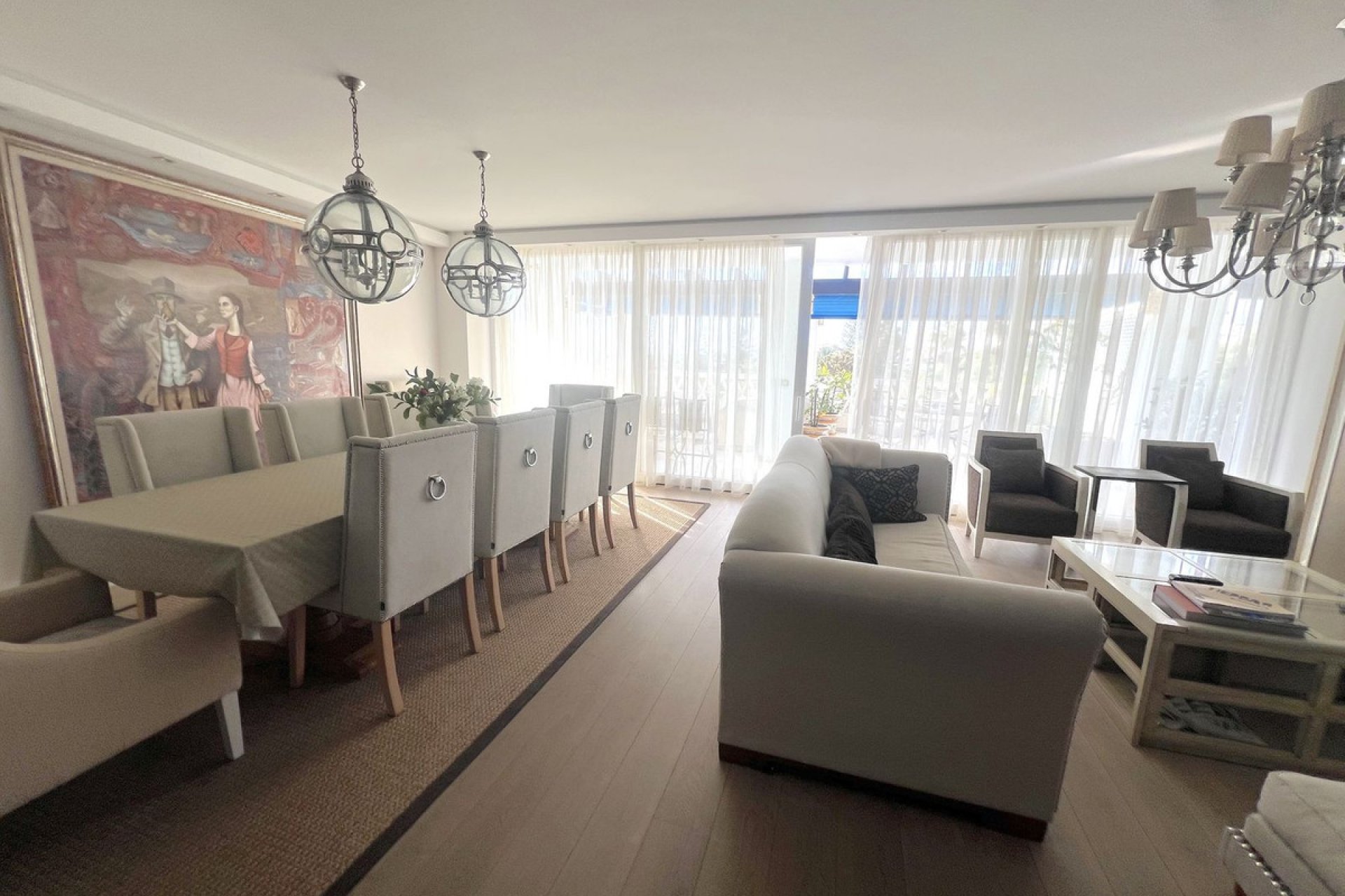 Resale - Apartment - Middle Floor Apartment - Marbella - Puerto Banús