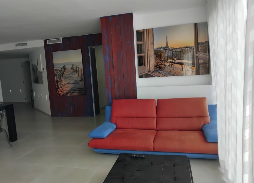 Resale - Apartment - Middle Floor Apartment - Marbella - Puerto Banús