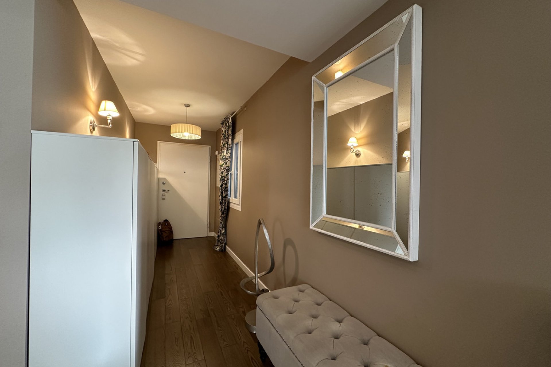 Resale - Apartment - Middle Floor Apartment - Marbella - Puerto Banús