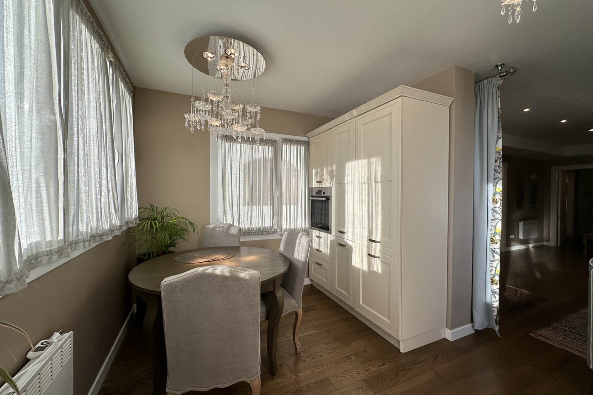 Resale - Apartment - Middle Floor Apartment - Marbella - Puerto Banús