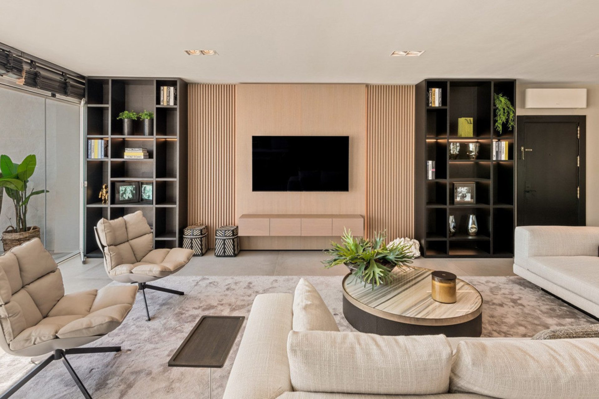 Resale - Apartment - Middle Floor Apartment - Marbella - Puerto Banús