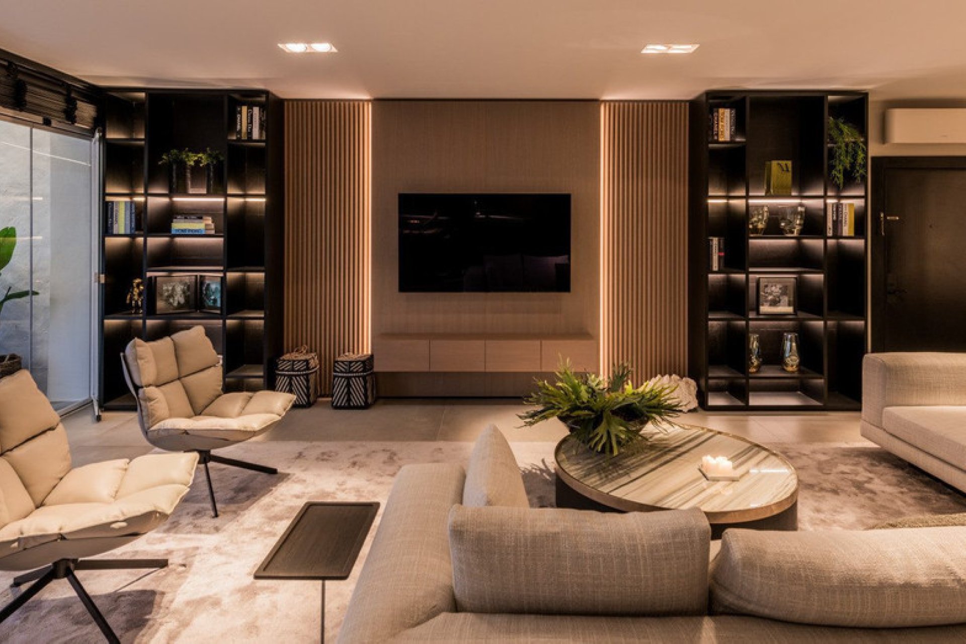 Resale - Apartment - Middle Floor Apartment - Marbella - Puerto Banús