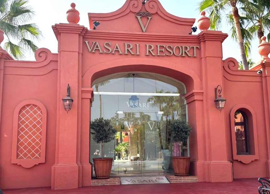 Resale - Apartment - Middle Floor Apartment - Marbella - Puerto Banús