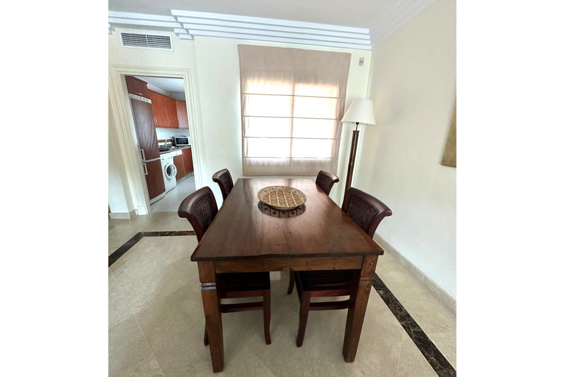 Resale - Apartment - Middle Floor Apartment - Marbella - Puerto Banús