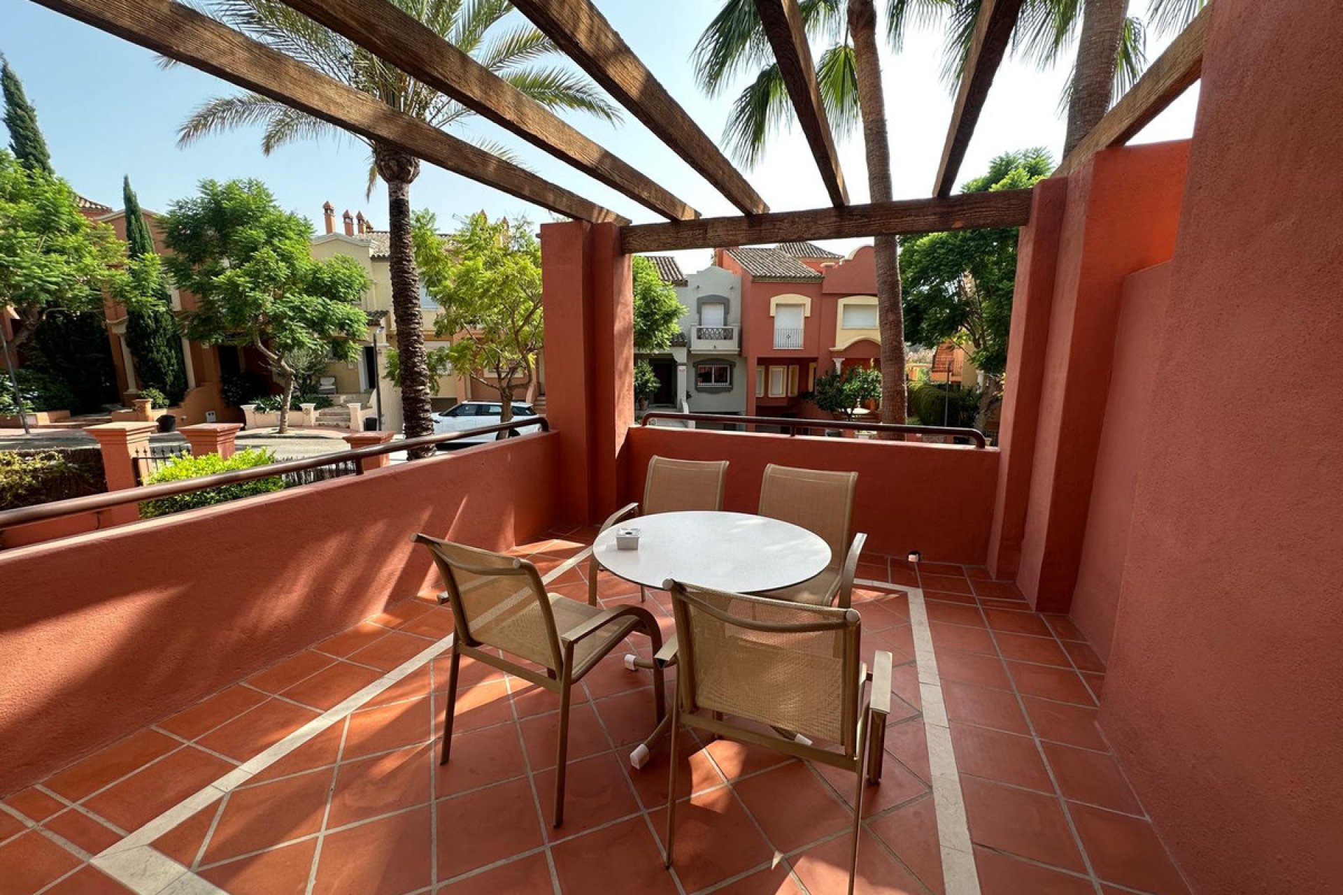 Resale - Apartment - Middle Floor Apartment - Marbella - Puerto Banús