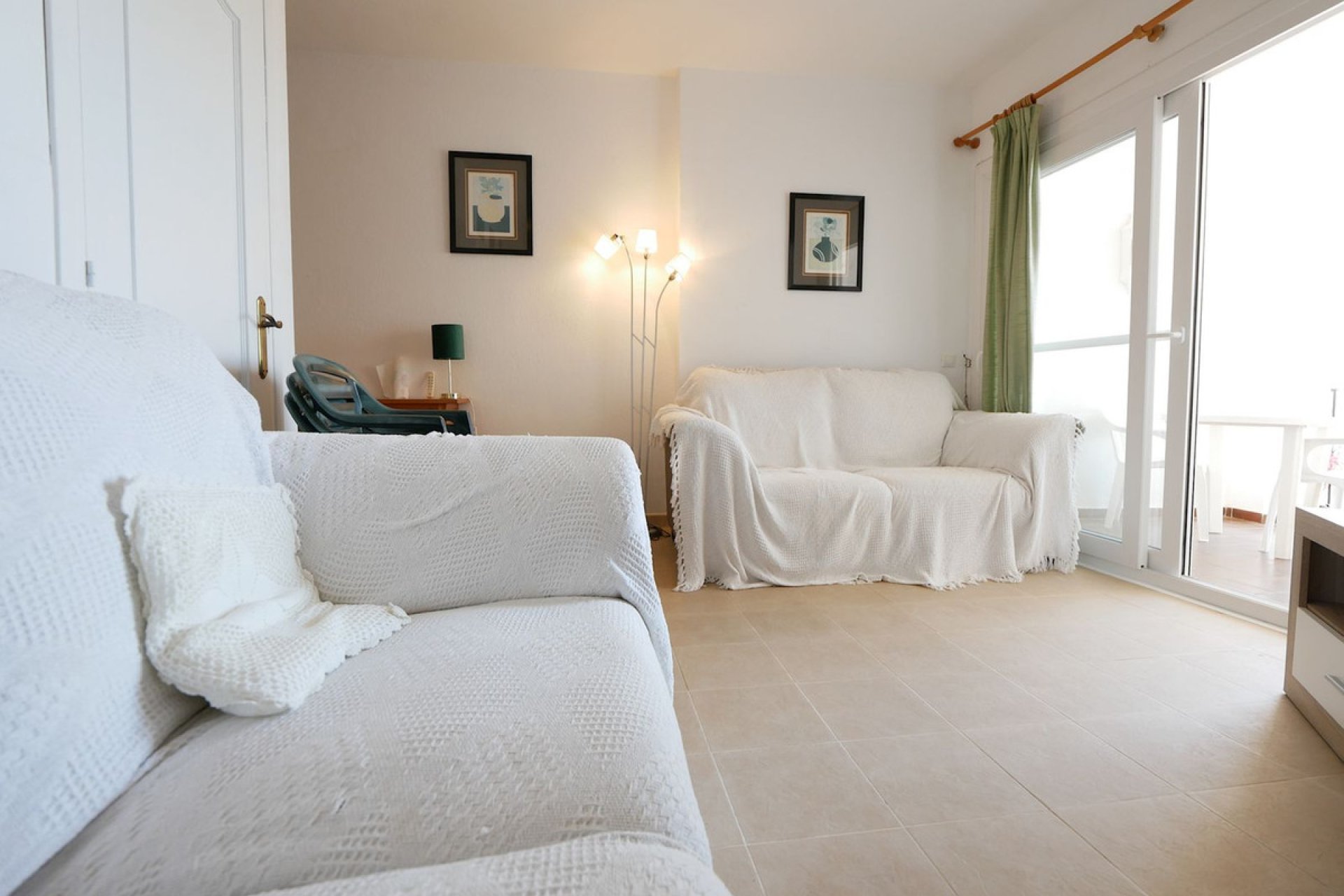 Resale - Apartment - Middle Floor Apartment - Marbella - Puerto de Cabopino