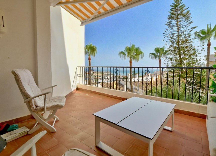 Resale - Apartment - Middle Floor Apartment - Marbella - Puerto de Cabopino