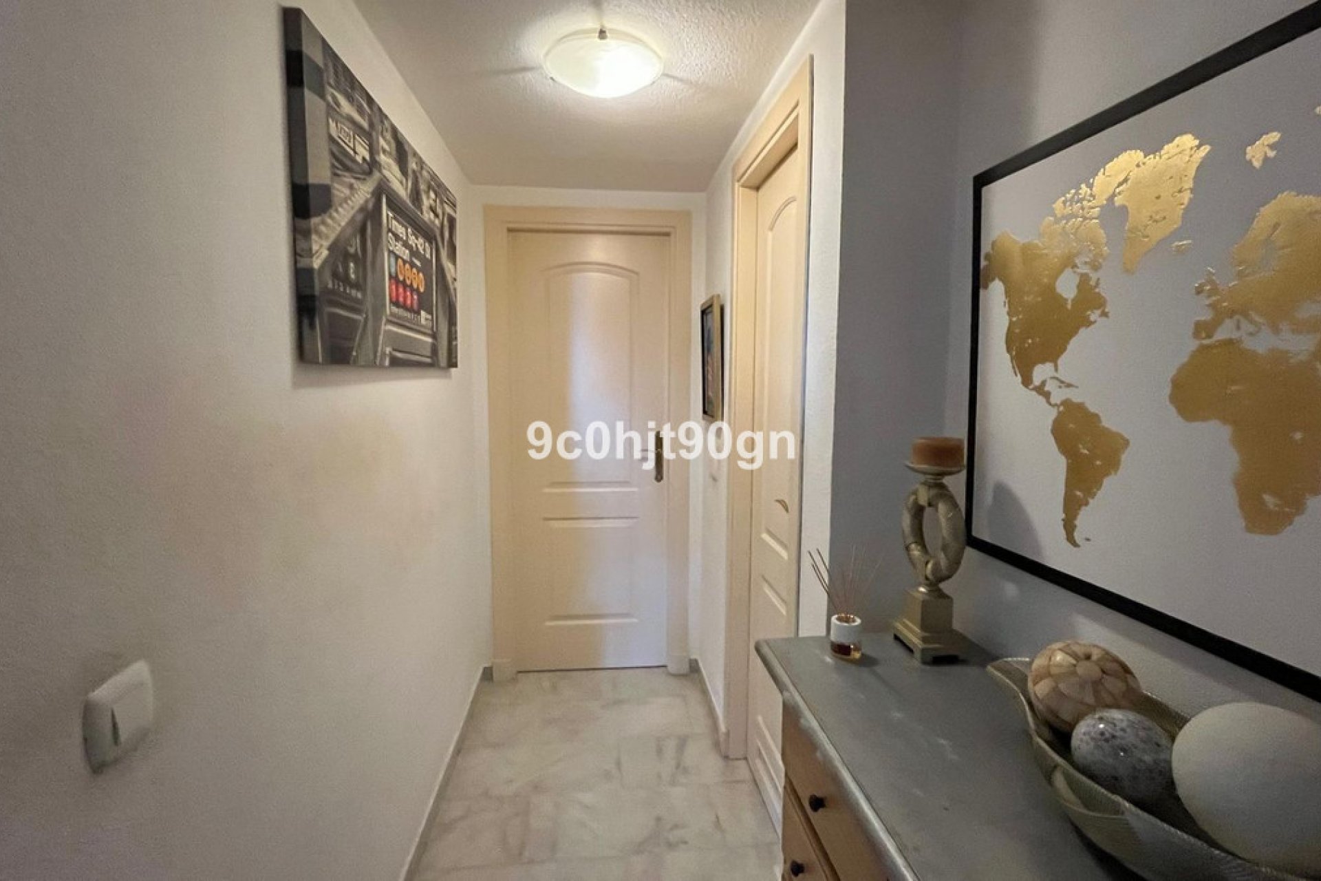 Resale - Apartment - Middle Floor Apartment - Marbella - Reserva de Marbella