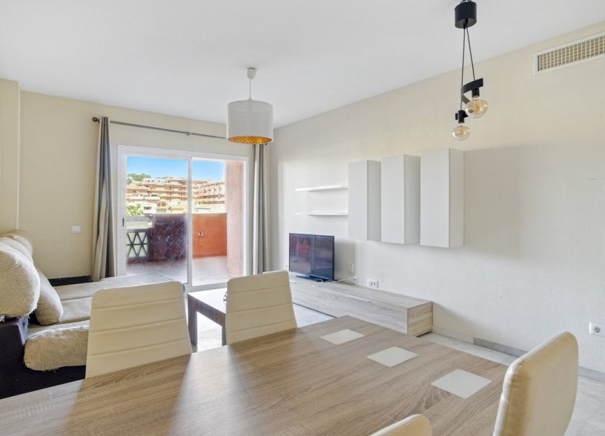 Resale - Apartment - Middle Floor Apartment - Marbella - Reserva de Marbella