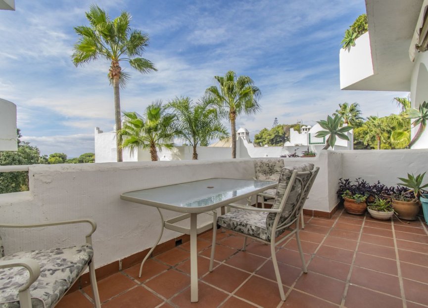 Resale - Apartment - Middle Floor Apartment - Marbella - Reserva de Marbella