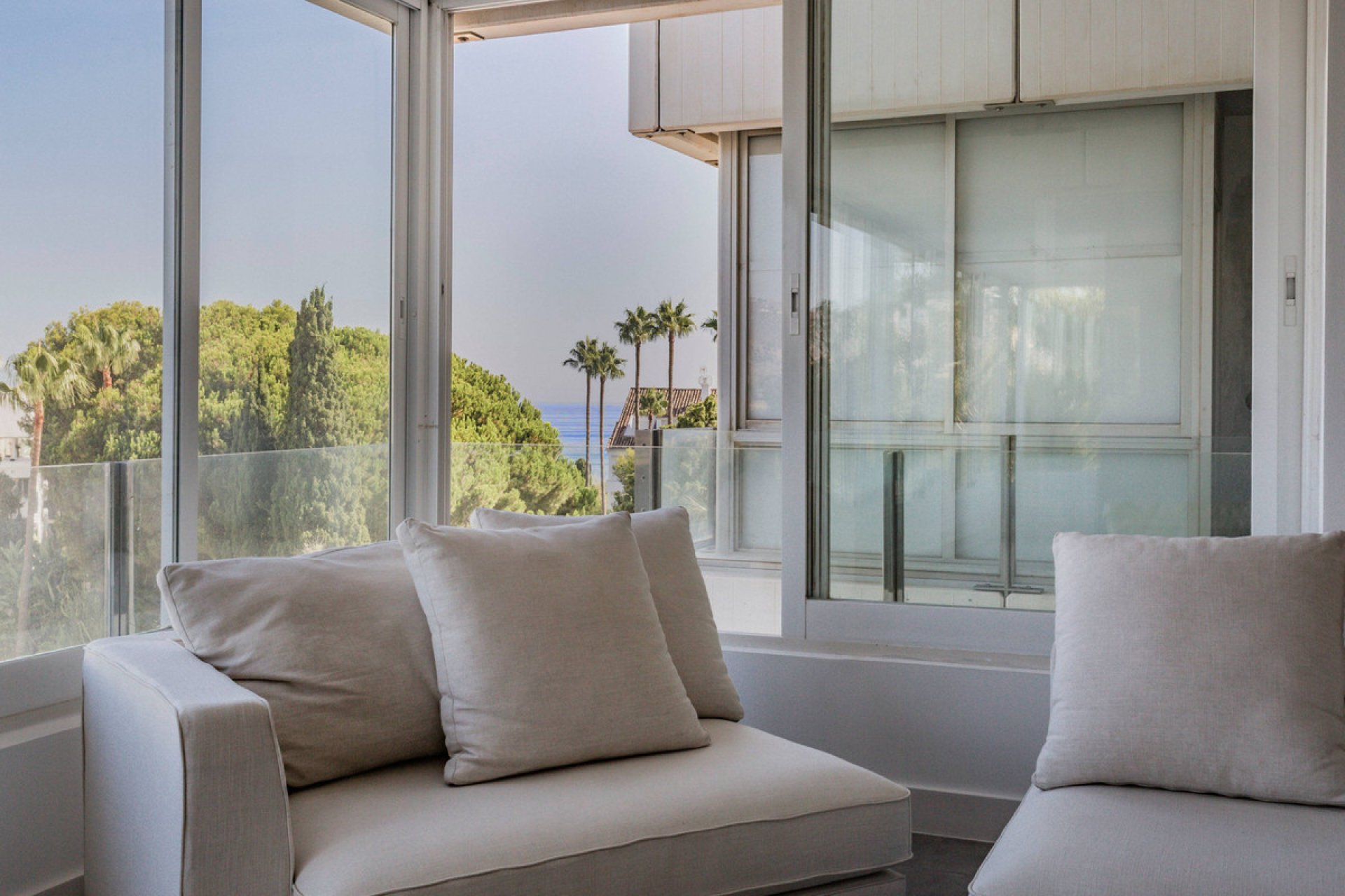 Resale - Apartment - Middle Floor Apartment - Marbella - Río Real