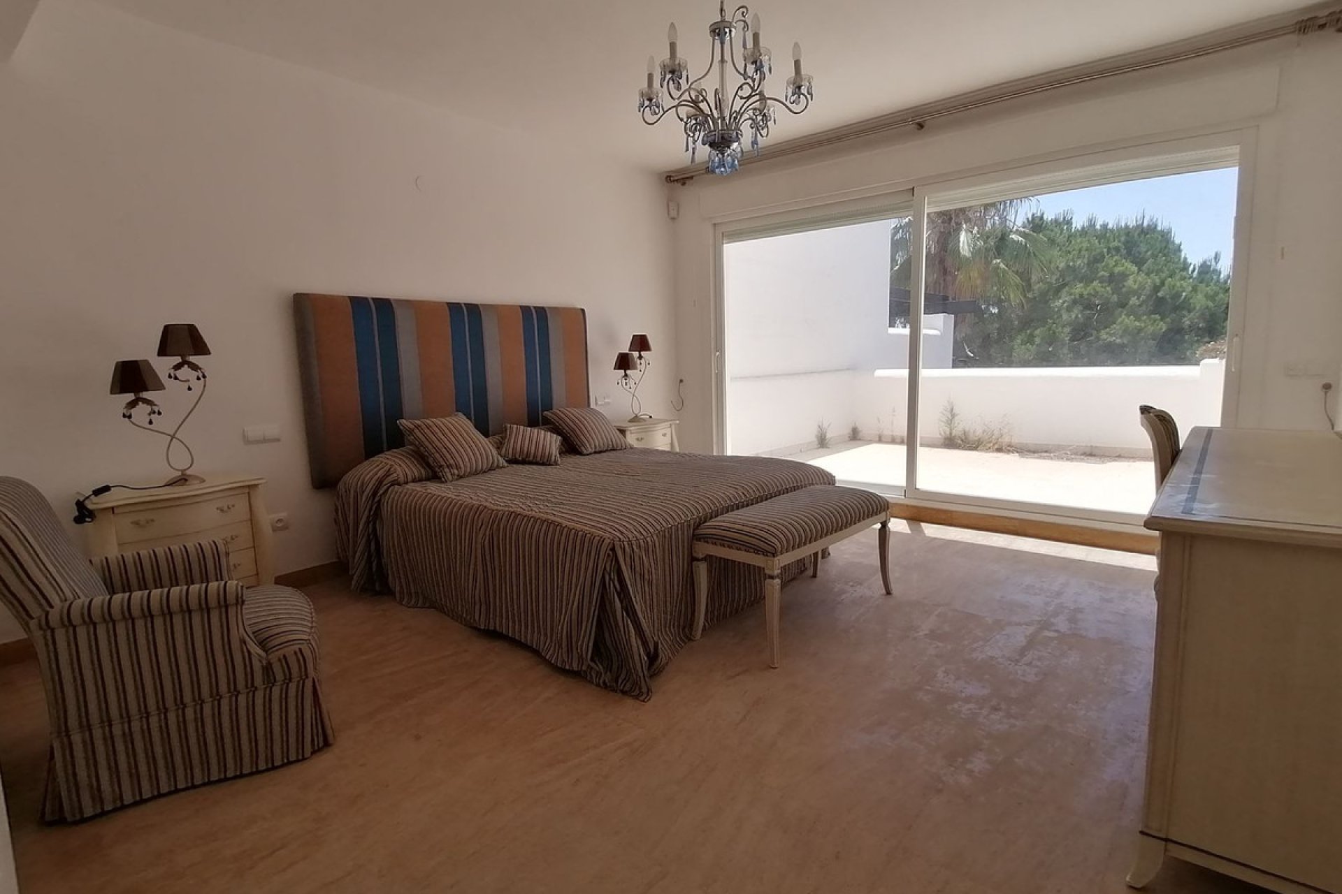 Resale - Apartment - Middle Floor Apartment - Marbella - Río Real