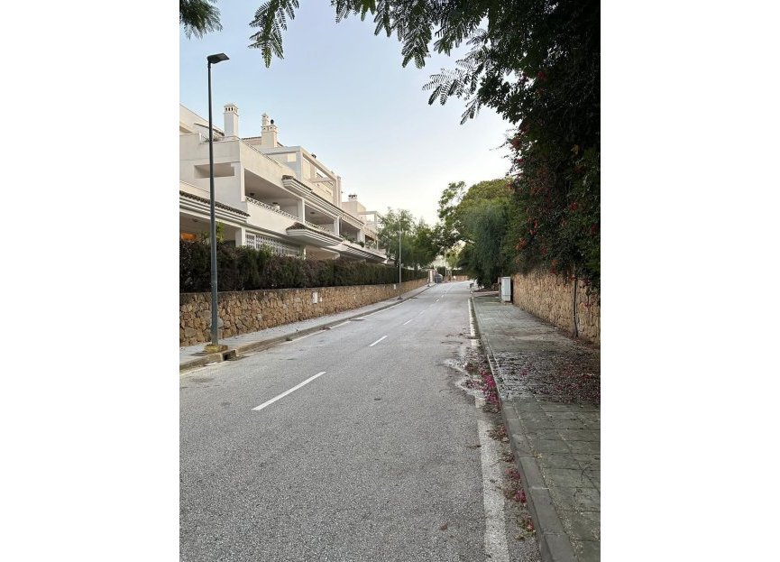 Resale - Apartment - Middle Floor Apartment - Marbella - Río Real