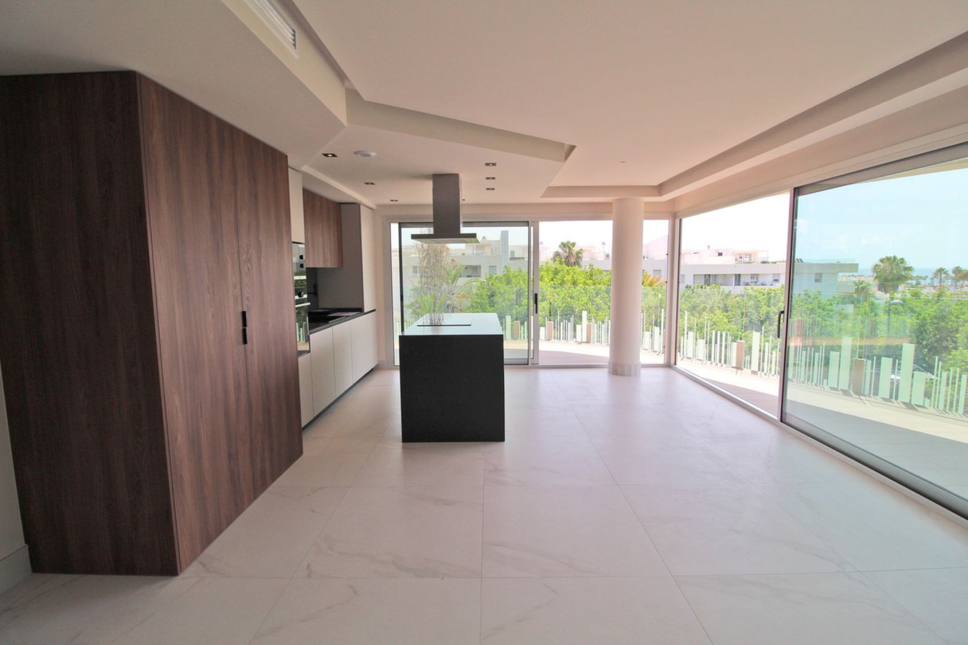 Resale - Apartment - Middle Floor Apartment - Marbella - San Pedro De Alcantara