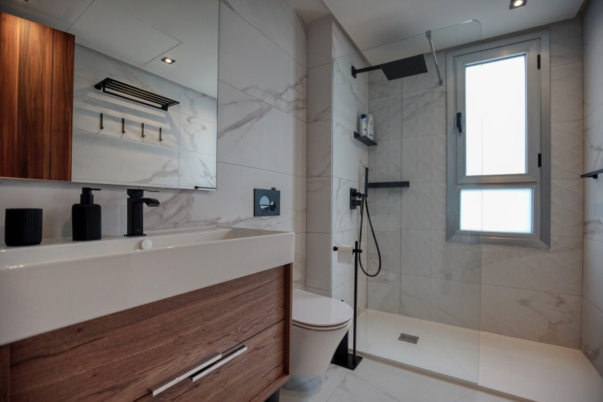 Resale - Apartment - Middle Floor Apartment - Marbella - San Pedro De Alcantara