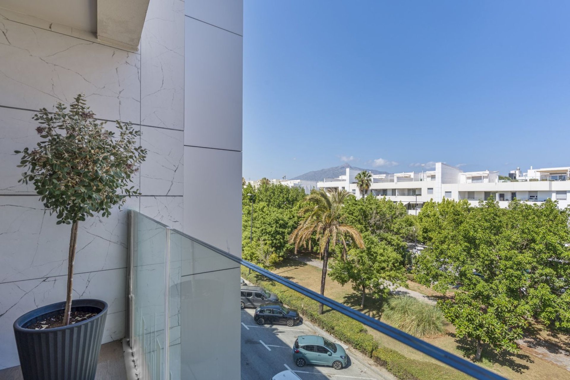 Resale - Apartment - Middle Floor Apartment - Marbella - San Pedro De Alcantara
