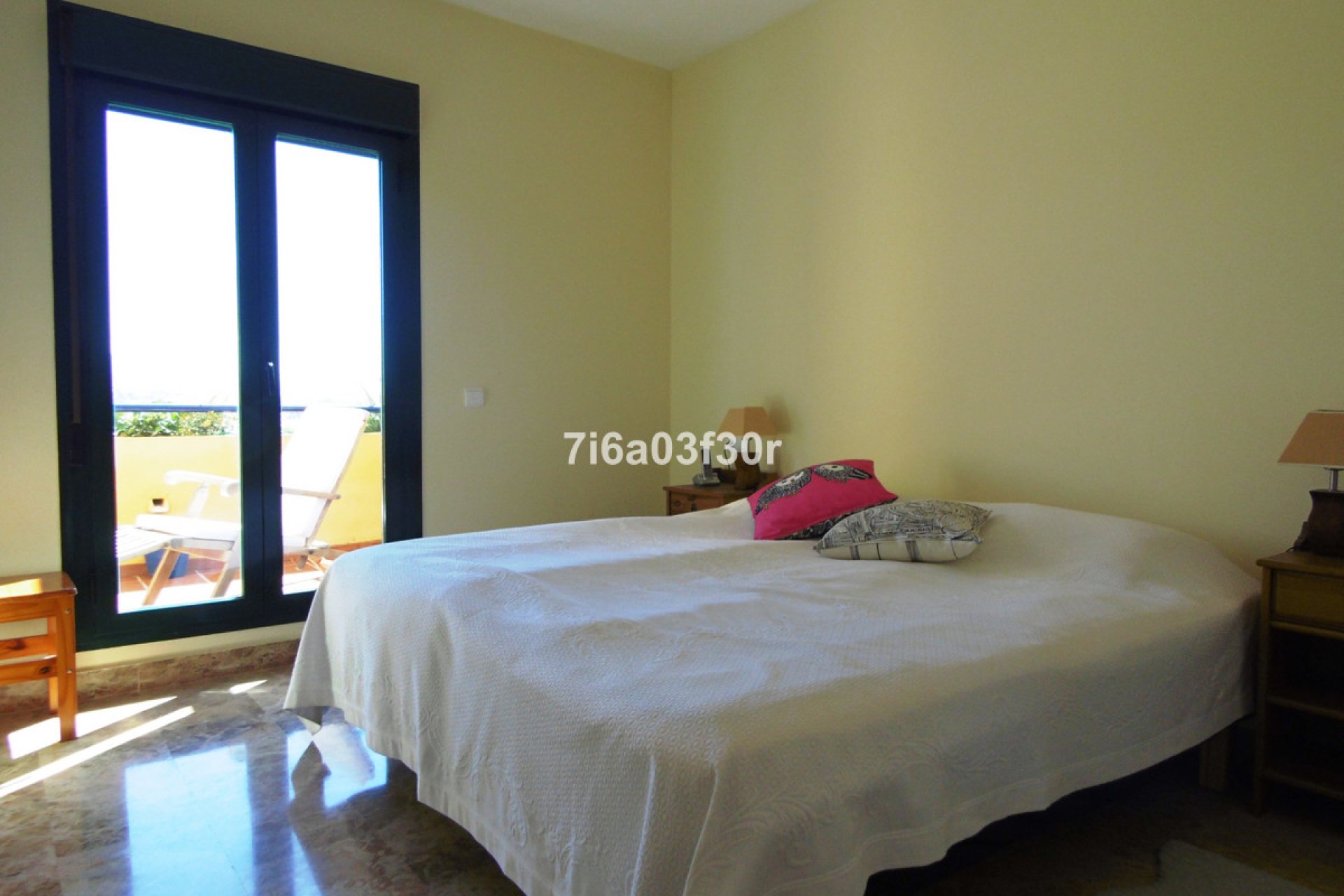 Resale - Apartment - Middle Floor Apartment - Marbella - San Pedro De Alcantara