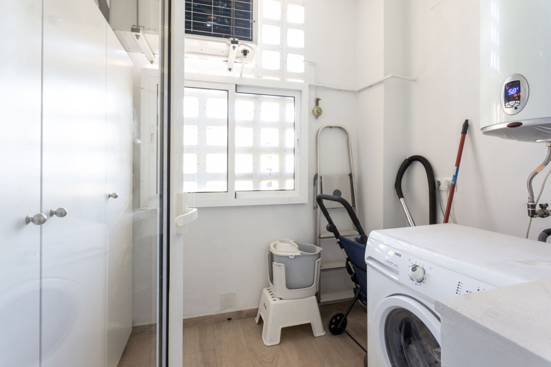 Resale - Apartment - Middle Floor Apartment - Marbella - San Pedro De Alcantara