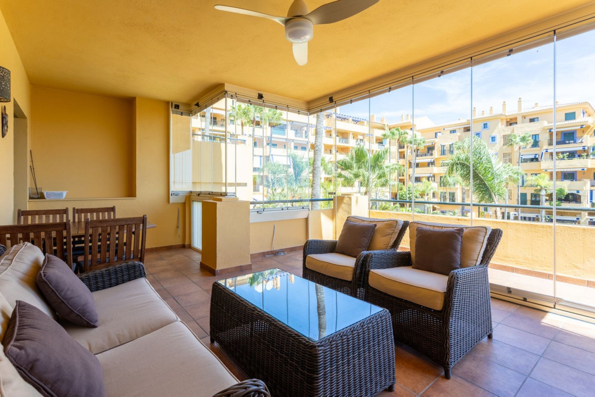 Resale - Apartment - Middle Floor Apartment - Marbella - San Pedro De Alcantara