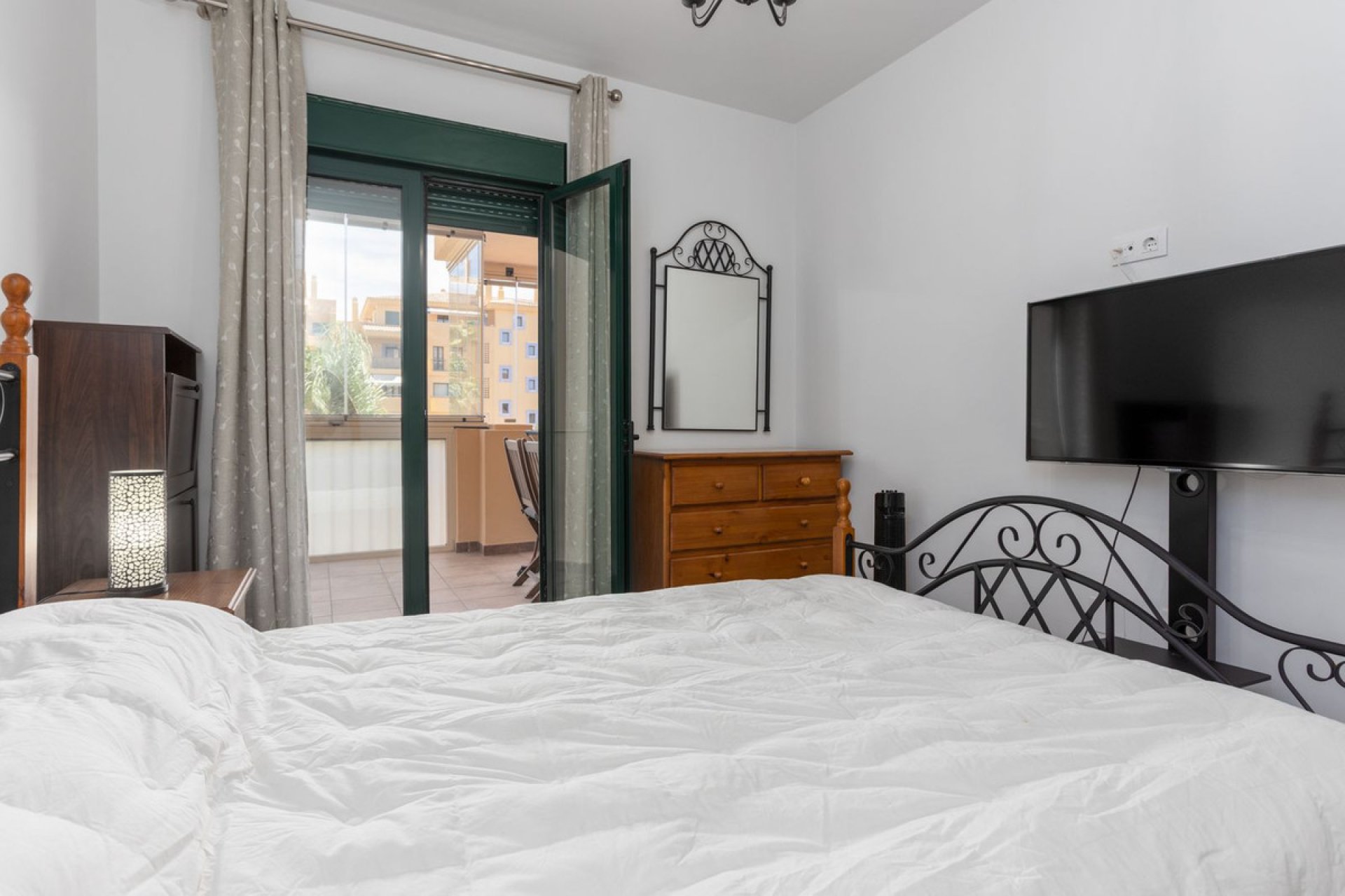 Resale - Apartment - Middle Floor Apartment - Marbella - San Pedro De Alcantara