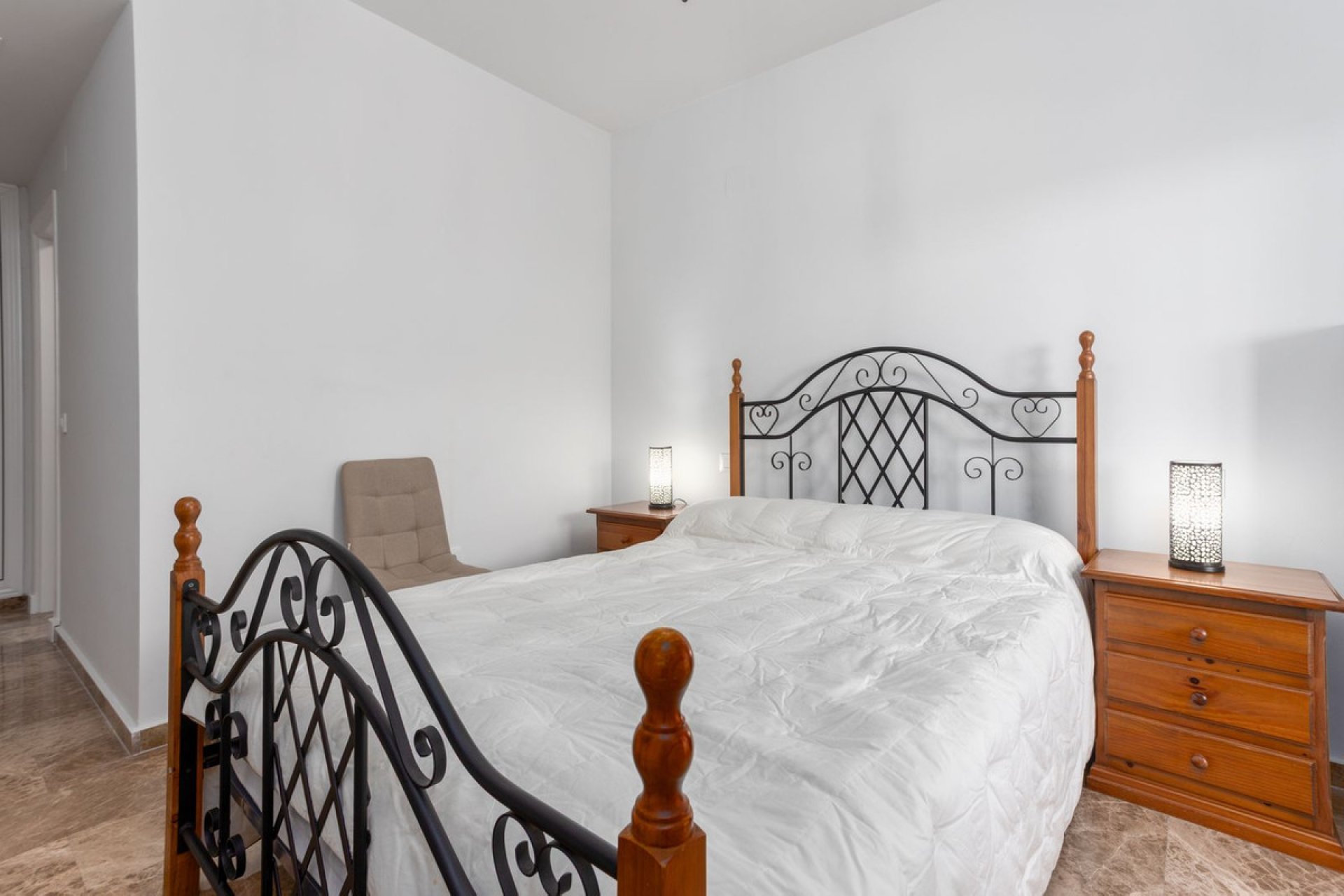 Resale - Apartment - Middle Floor Apartment - Marbella - San Pedro De Alcantara