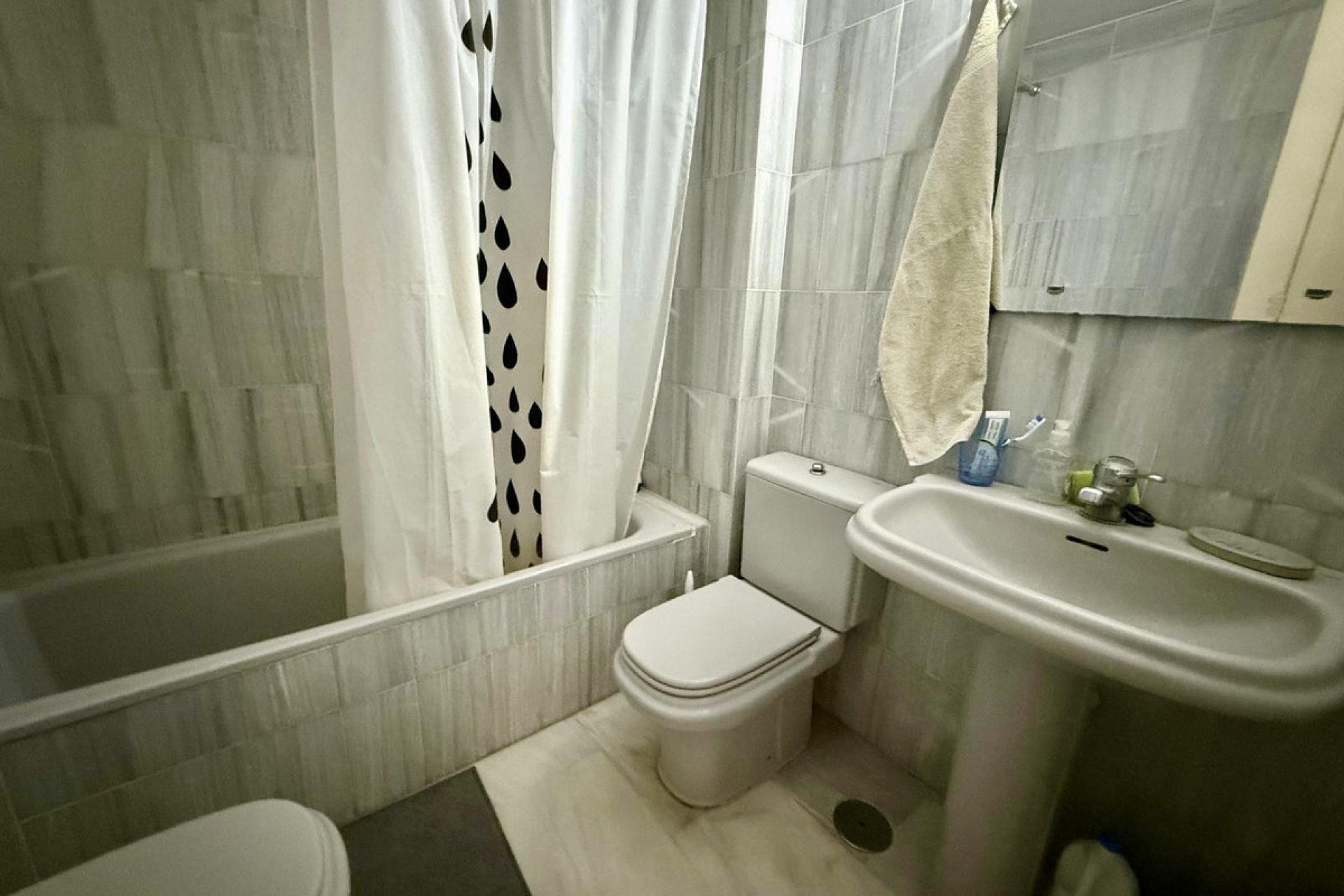 Resale - Apartment - Middle Floor Apartment - Marbella - San Pedro De Alcantara