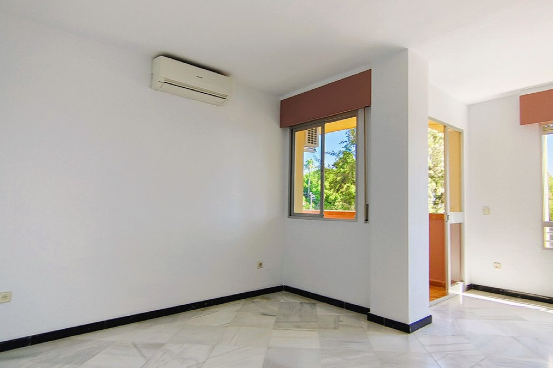 Resale - Apartment - Middle Floor Apartment - Marbella - San Pedro De Alcantara