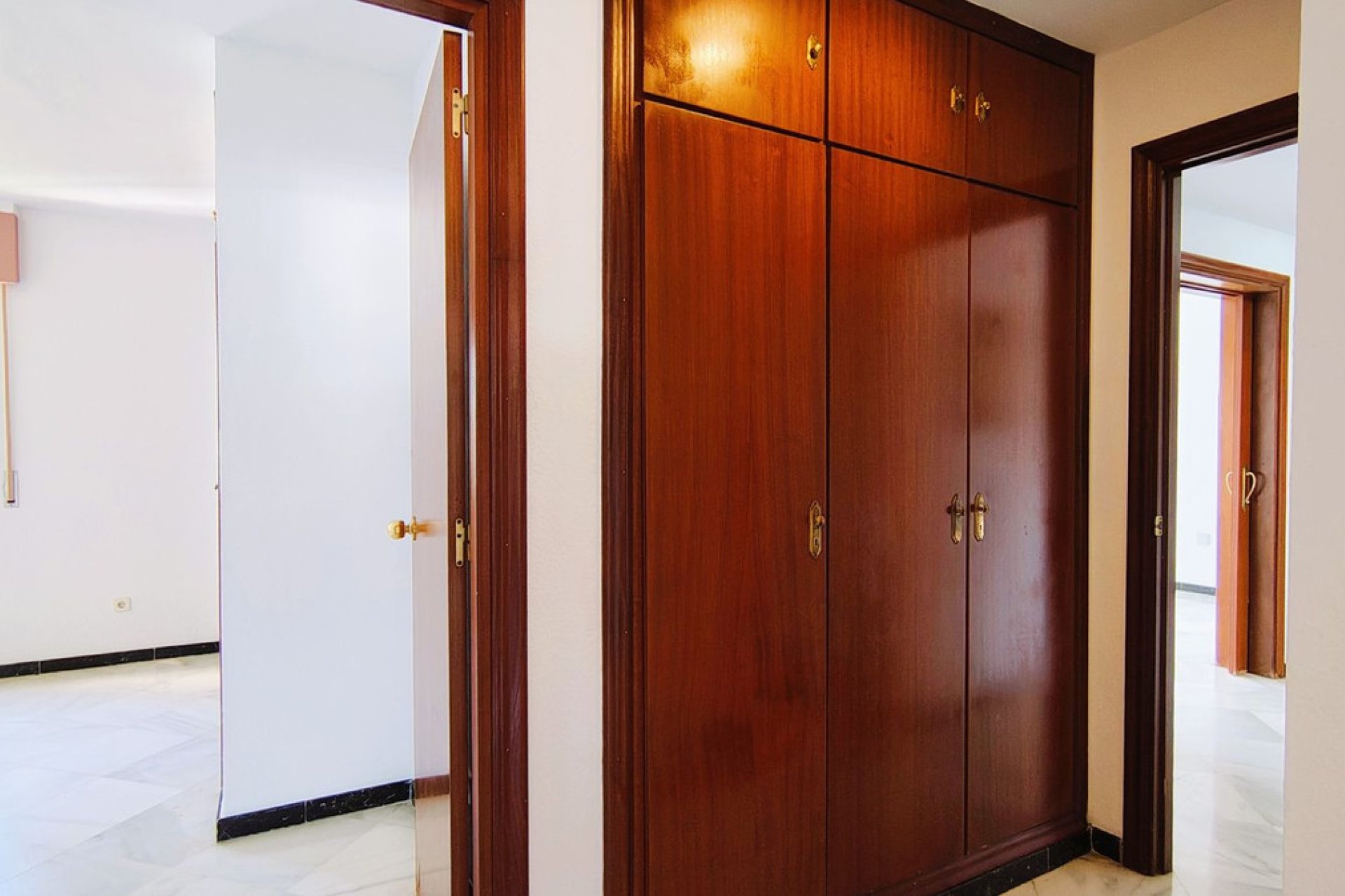 Resale - Apartment - Middle Floor Apartment - Marbella - San Pedro De Alcantara