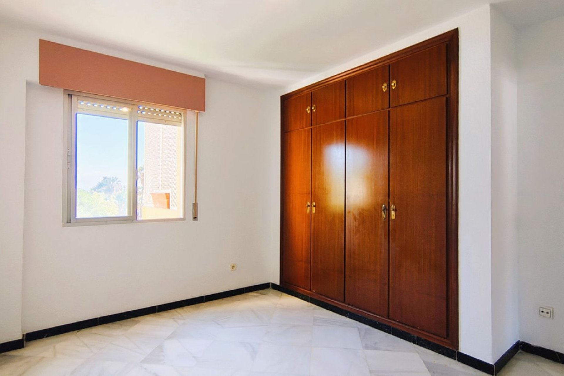 Resale - Apartment - Middle Floor Apartment - Marbella - San Pedro De Alcantara