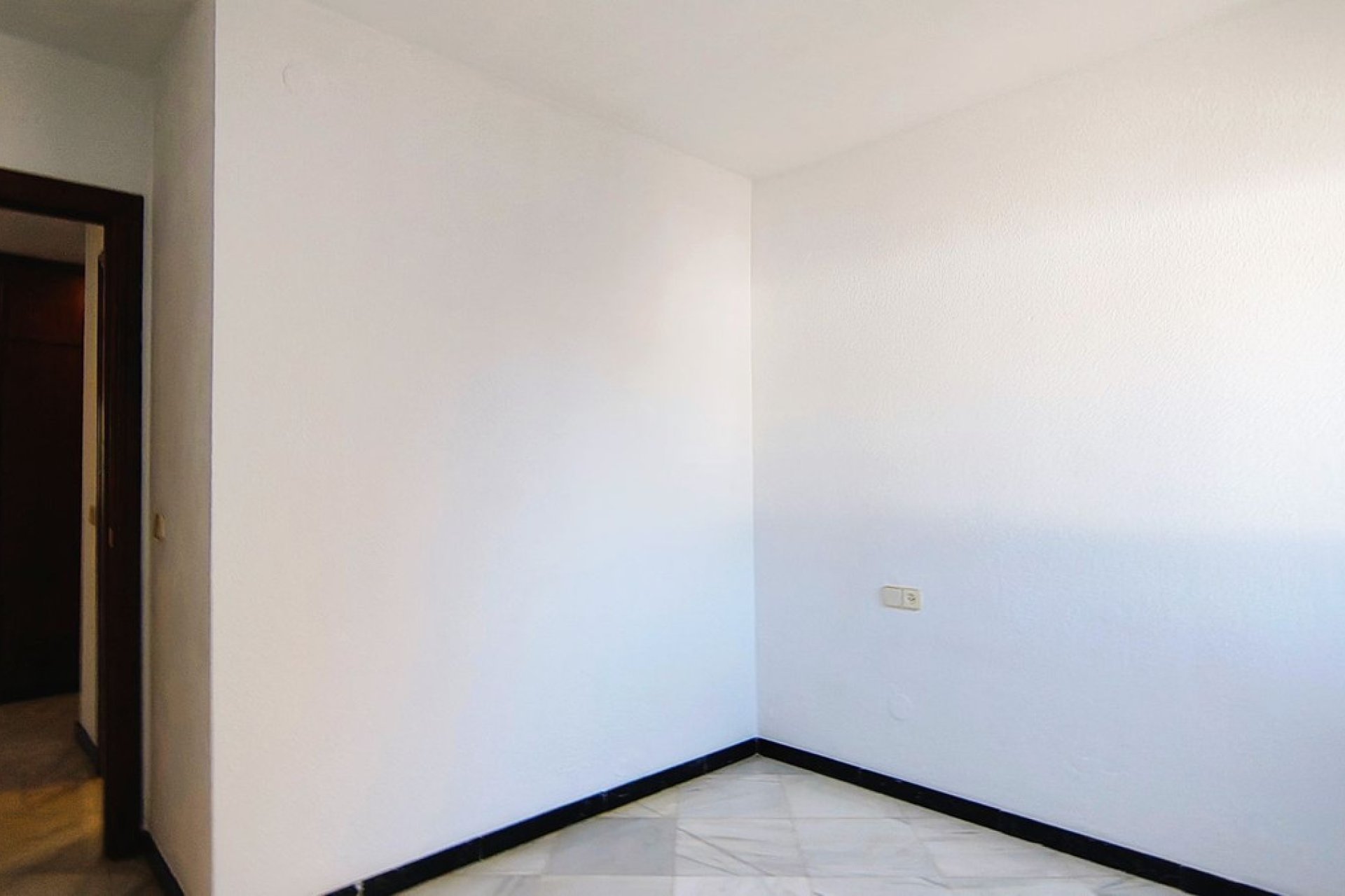 Resale - Apartment - Middle Floor Apartment - Marbella - San Pedro De Alcantara