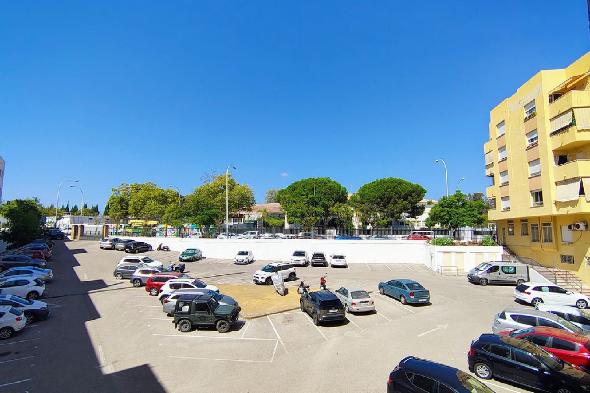 Resale - Apartment - Middle Floor Apartment - Marbella - San Pedro De Alcantara